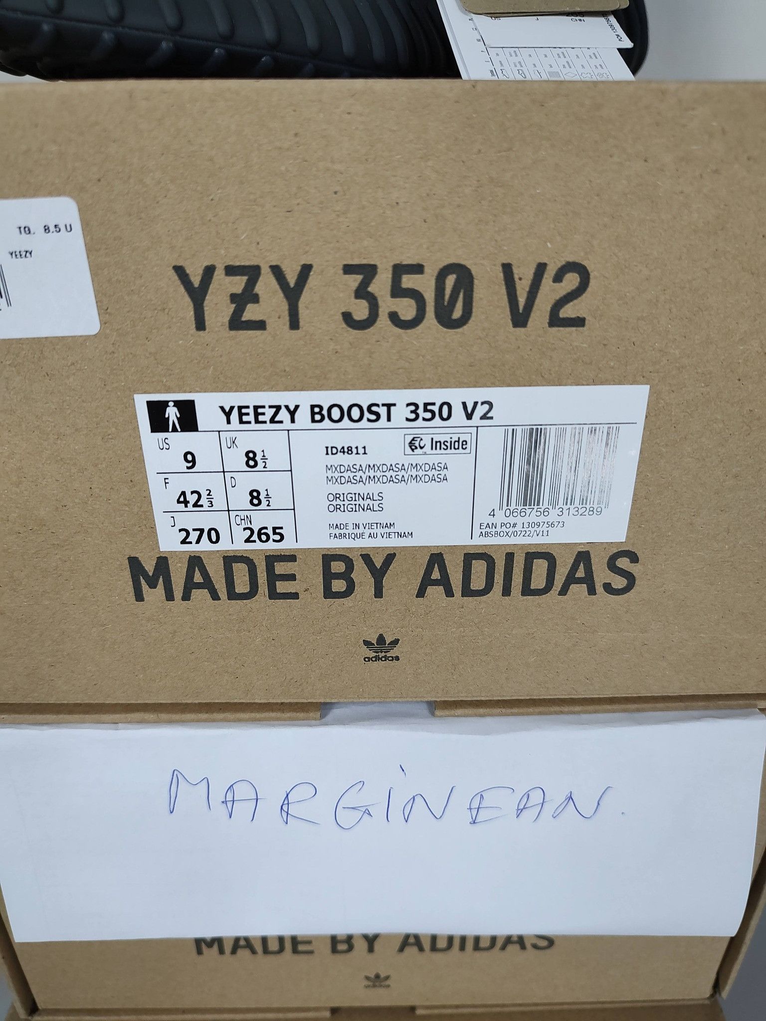 ADIDAS YEEZY BOOST 350 V2 ID4811 Bone 42 2/3 UK 8,5 US 9