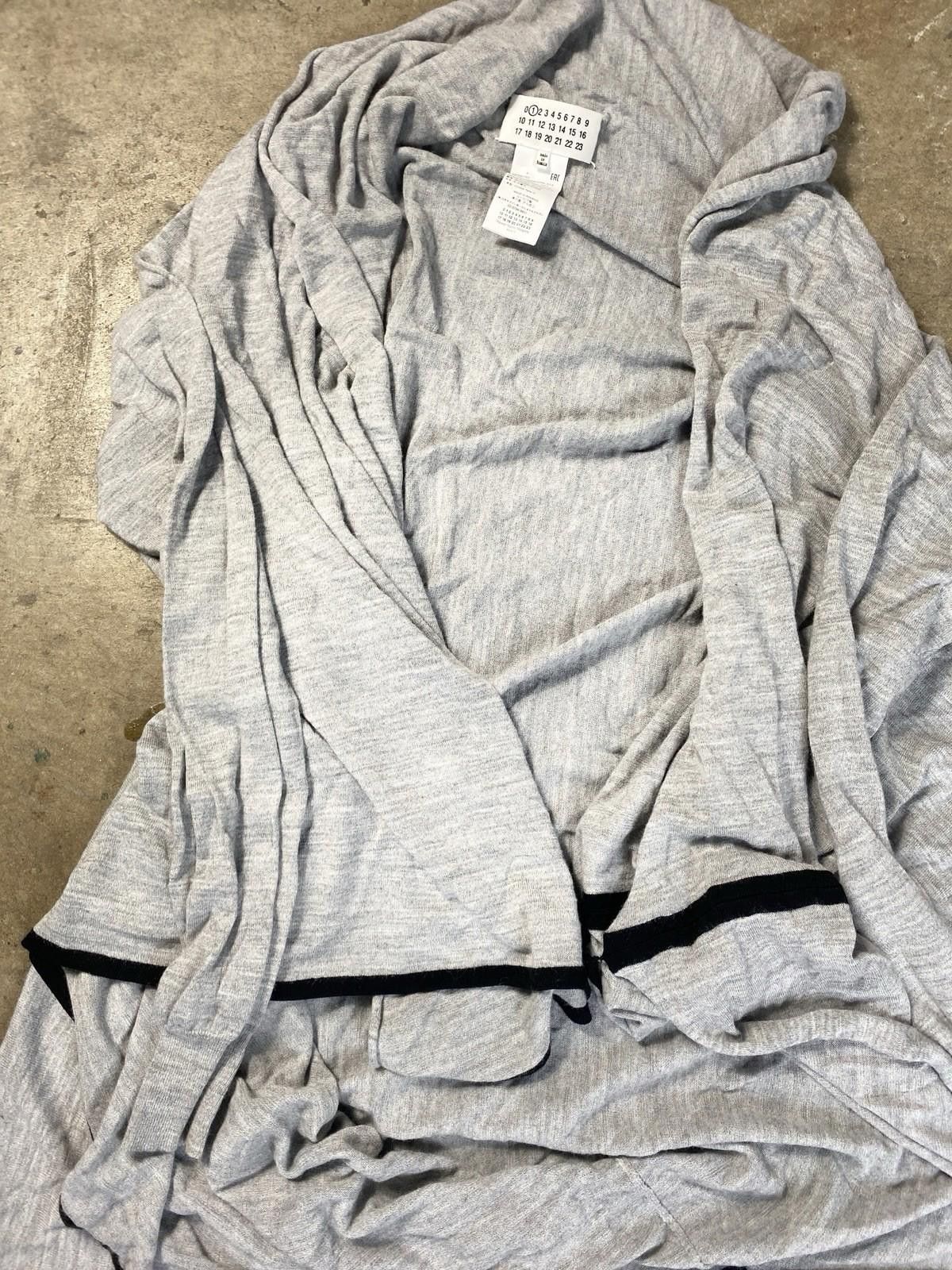 Maison Margiela Maison Margiela Number 1 15 Deconstructed Throwover Cardigan Size L / US 10 / IT 46 - 5 Thumbnail
