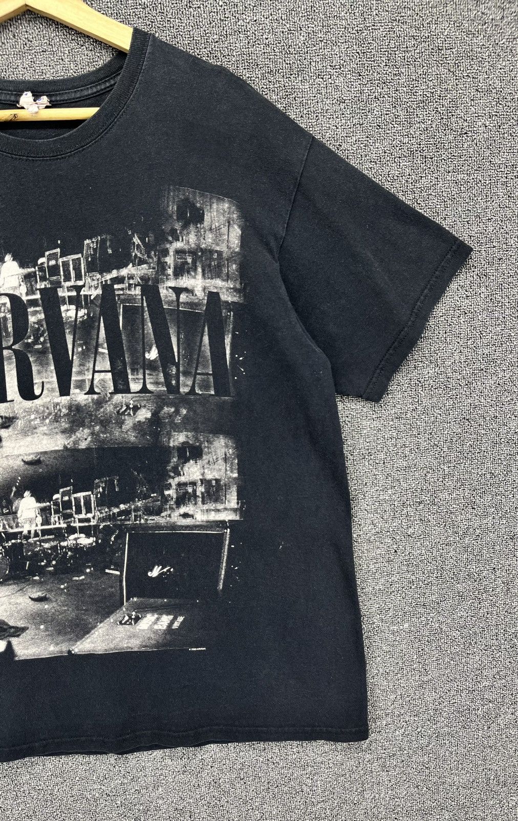Band Tees Vintage Y2K Nirvana Punk Rock Band Tees T Shirts Size US L / EU 52-54 / 3 - 4 Thumbnail