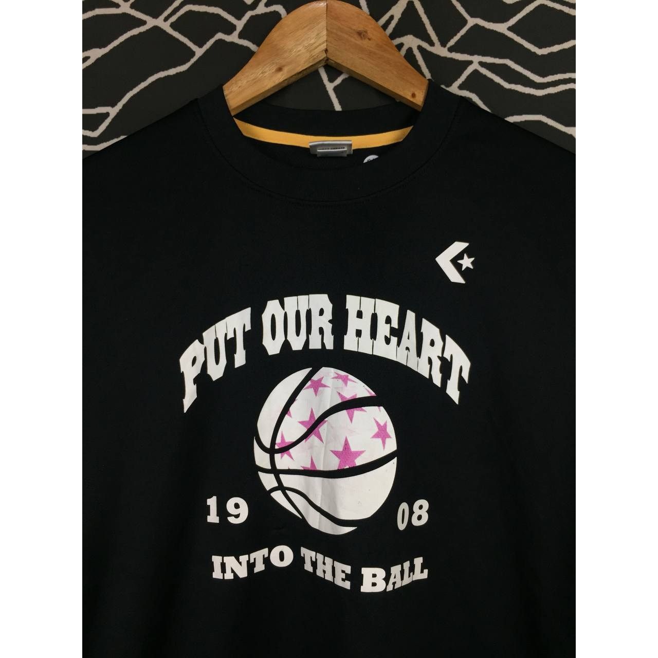 Converse × Vintage Converse Put Our Heart Into The Ball Activewear Tee Size US S / EU 44-46 / 1 - 3 Thumbnail
