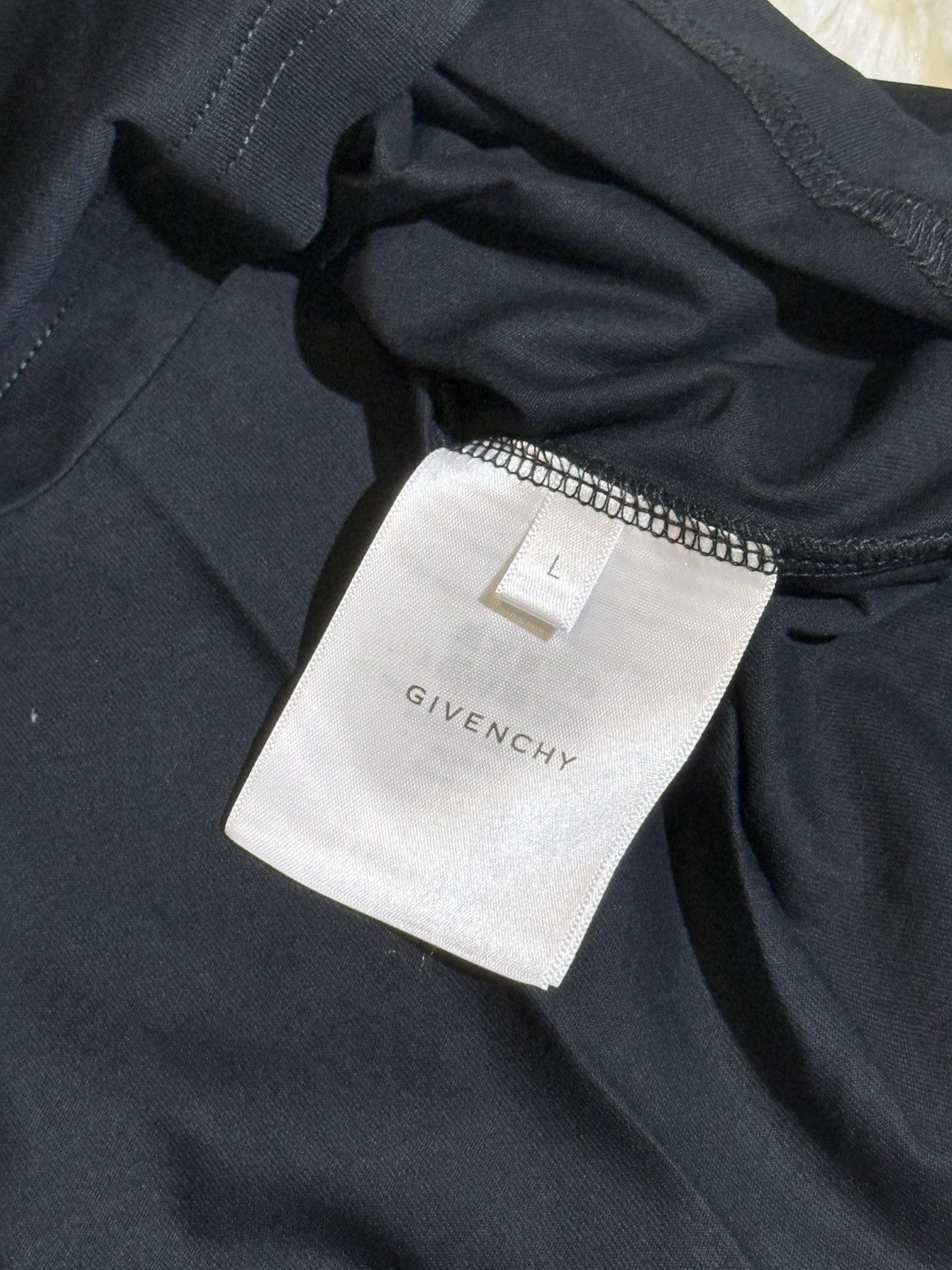 Givenchy Givenchy black t shirt Size US L / EU 52-54 / 3 - 4 Thumbnail