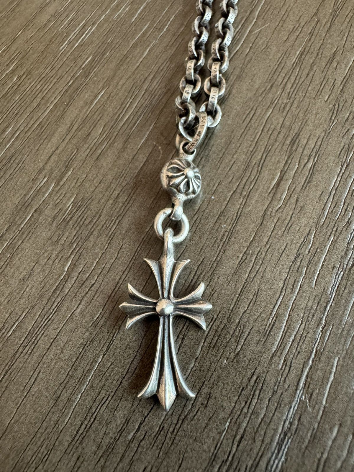 アクセサリー Chrome Hearts cross ball concho Chrome Hearts Resin Cross Pendant Ball Chain - SRM – SHENGLI ROAD