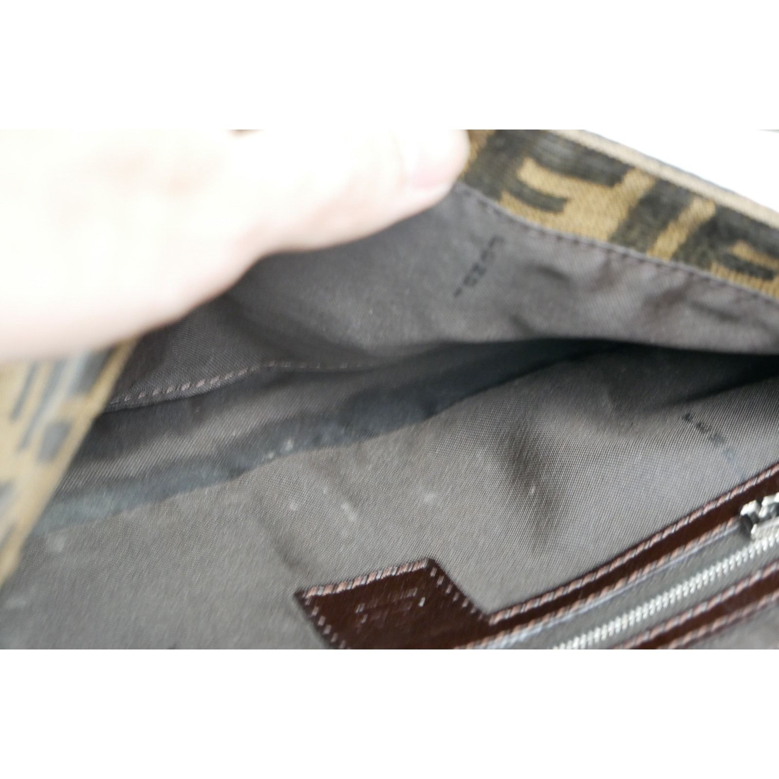 Fendi Baguette Shoulder Bag Size ONE SIZE - 14 Thumbnail