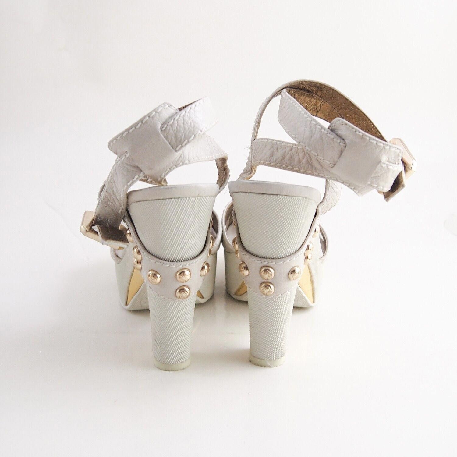 Marc Jacobs Marc Jacobs Wedge Strappy Sandals Gray 38.5 US 8.5 Size US 8.5 / IT 38.5 - 5 Thumbnail