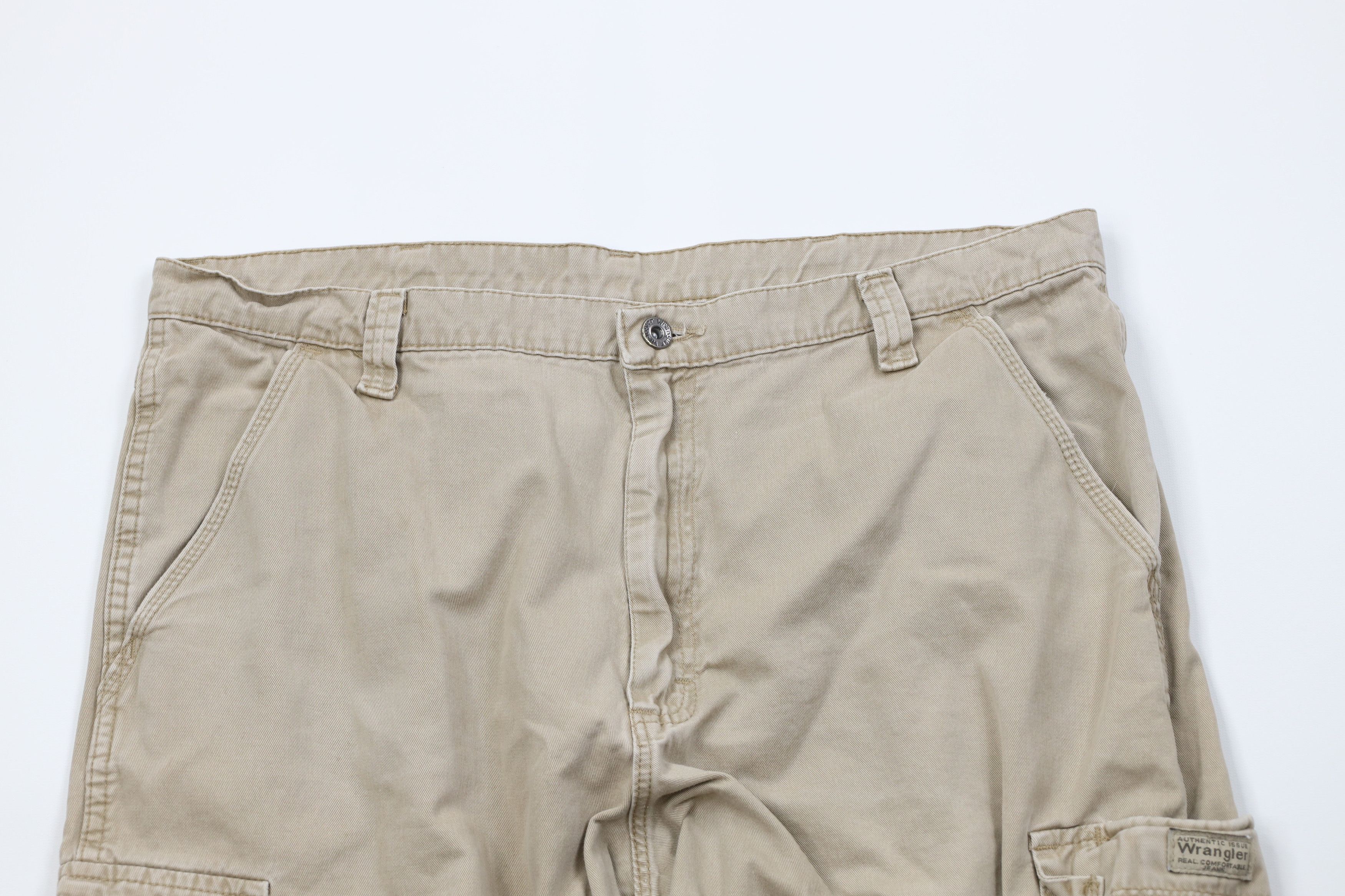 Wrangler Vintage Y2K Wrangler Baggy Wide Leg Cargo Pants Beige Size US 38 / EU 54 - 2 Thumbnail