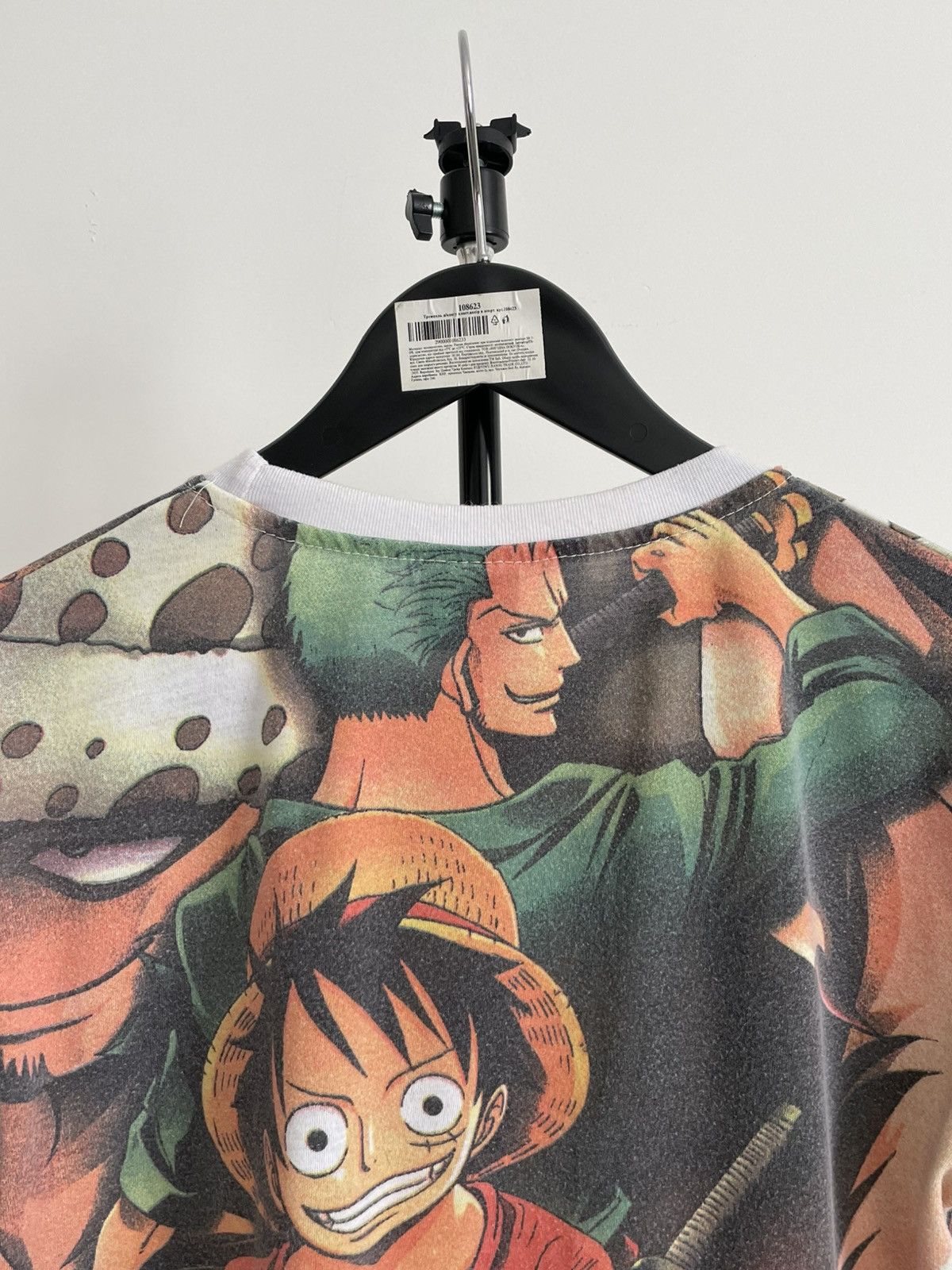 Anime Vintage 00’s Luffy One Piece Anime T-Shirt Over Printed RARE Size US S / EU 44-46 / 1 - 4 Thumbnail