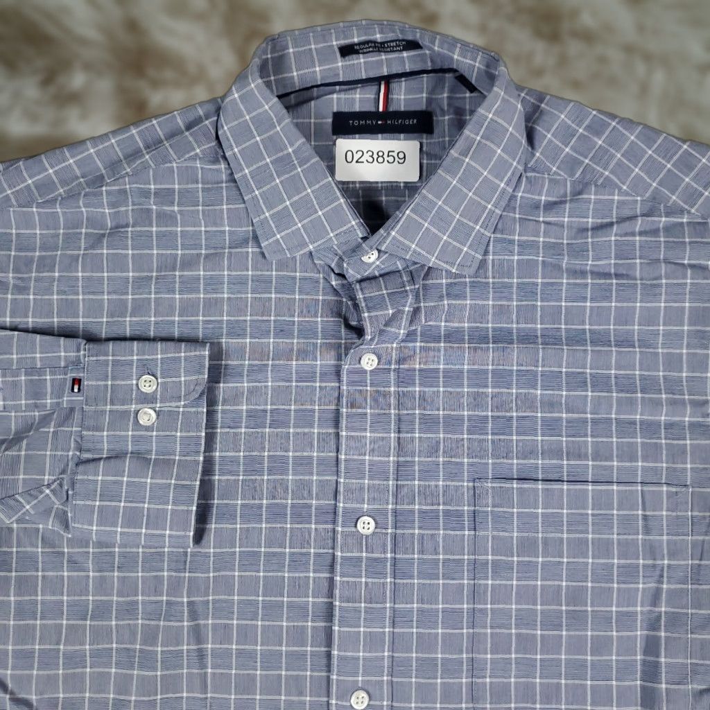 Tommy Hilfiger Tommy Hilfiger Shirt Mens XL Blue Plaid Button-Up Long Sleeve Casual Modern Preppy Workwear Mens XL Blue Plaid Button-Down Shirt Size US XL / EU 56 / 4 - 1 Thumbnail