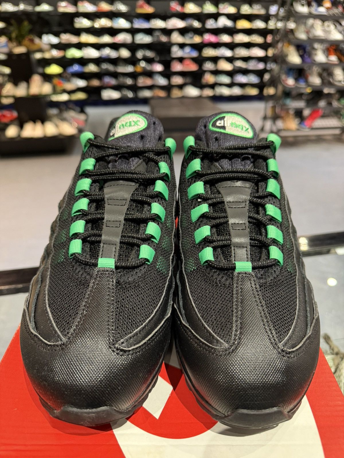 Nike Size 9 - Nike Air Max 95 OG Big Bubble Black Green Shock Size US 9 / EU 42 - 2 Thumbnail