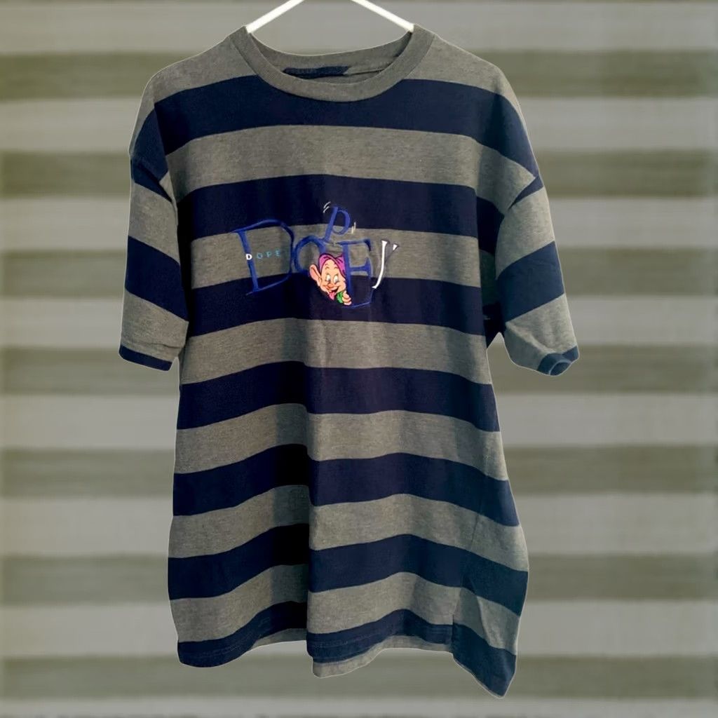 Disney VINTAGE DISNEY SHIRT DOPEY DOPE EMBROIDERED QUALITY MENS XL Blue Size US XL / EU 56 / 4 - 1 Thumbnail