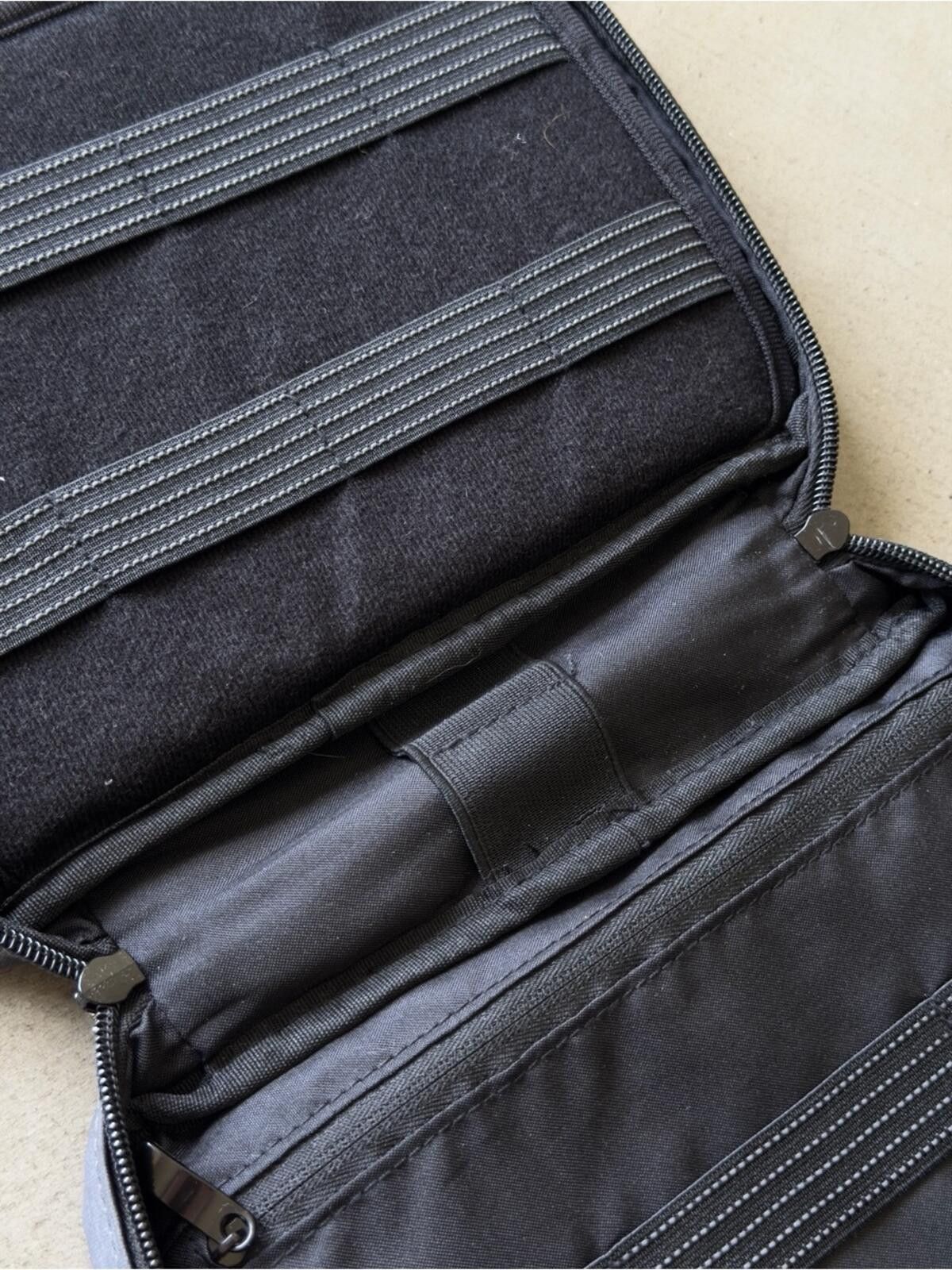 Other DDgro / Tech Organizer Case / Gray Electronics Pouch Size ONE SIZE - 3 Thumbnail
