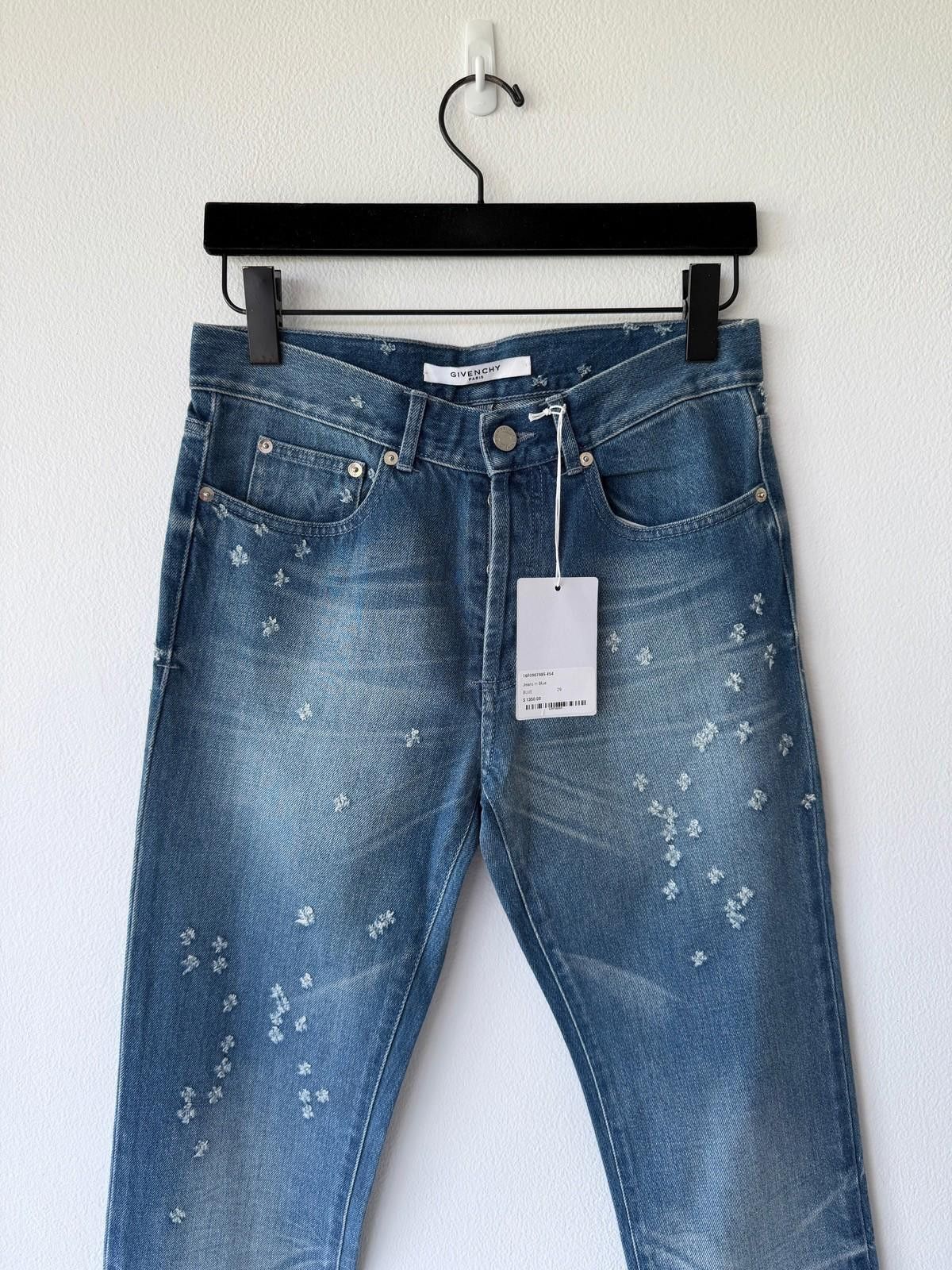 Givenchy new Givenchy mens denim jeans blue distressed 29 Size US 29 - 4 Thumbnail