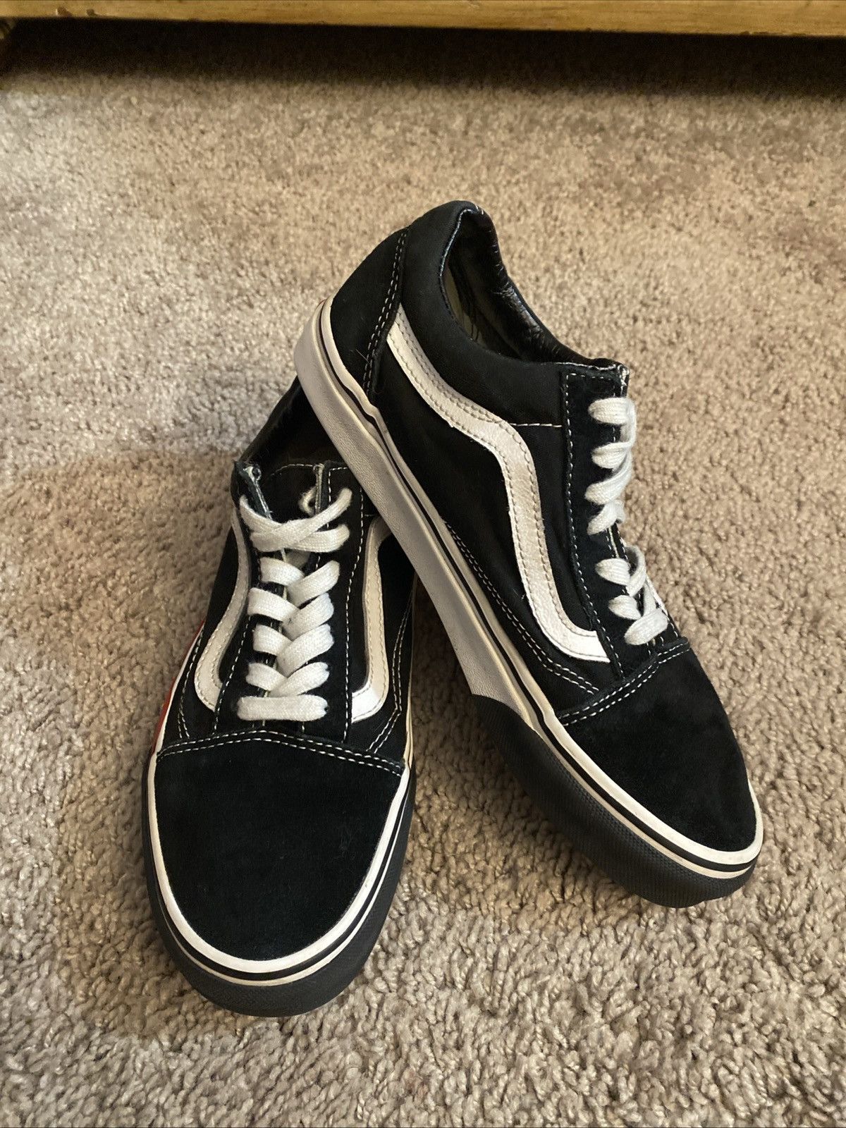 Vans Unisex Vans Oldskool flame accent low sneakers size 5.5M/7W Size US 5.5 / EU 38 - 12 Thumbnail