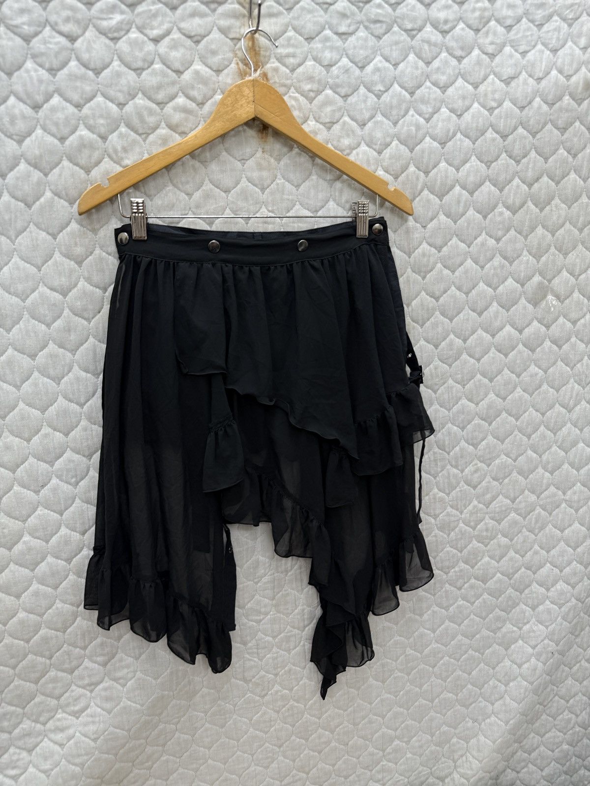 14th Addiction 🔥🔥🔥ARCHIVE B.P.N SHORTS WITH RUFFLES Size 28" / US 6 / IT 42 - 9 Thumbnail