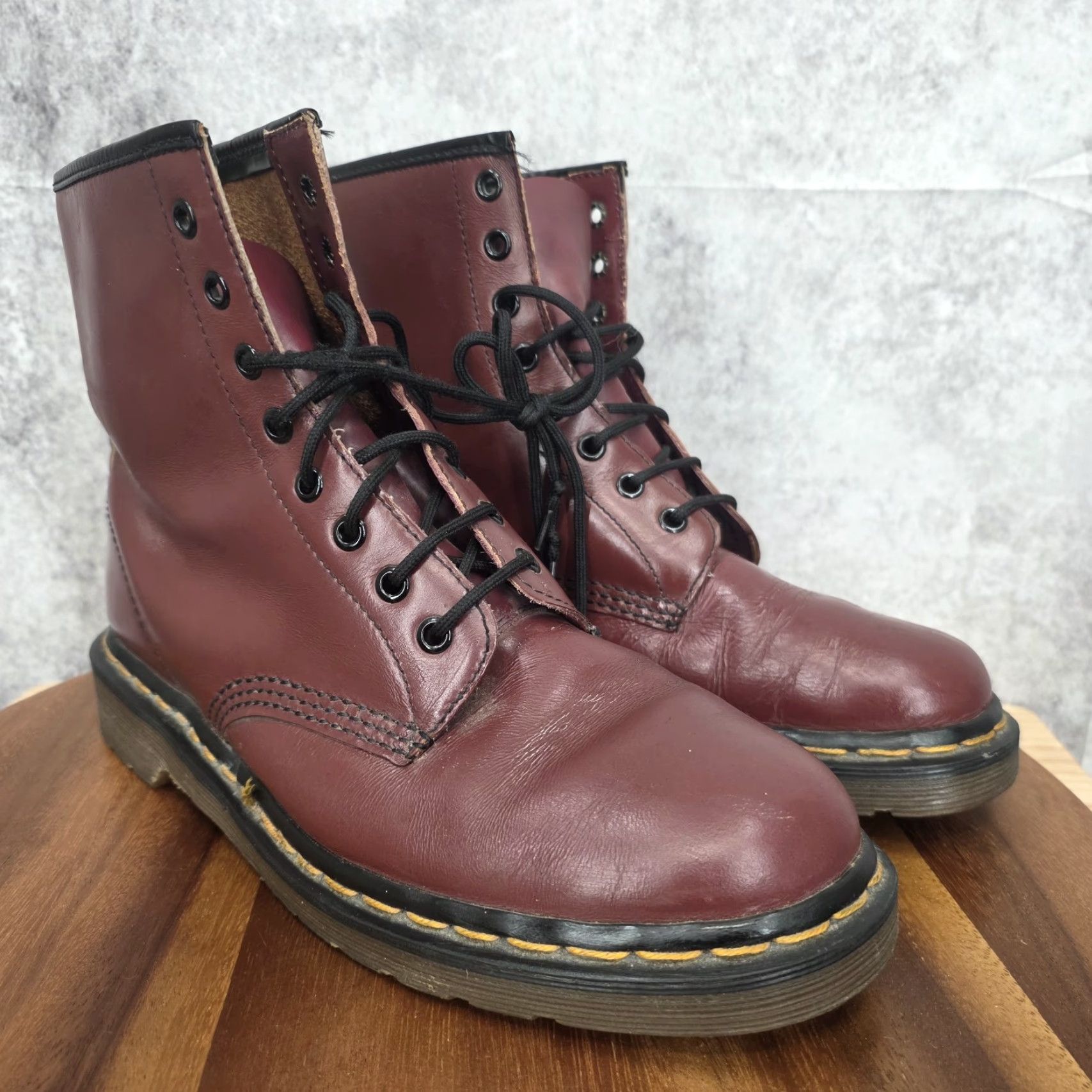 Dr. Martens VINTAGE Dr. Martens 1460 Boots Mens 9 Cherry Red Leather Moto Combat 8-Eye England Size US 9 / EU 42 - 2 Thumbnail