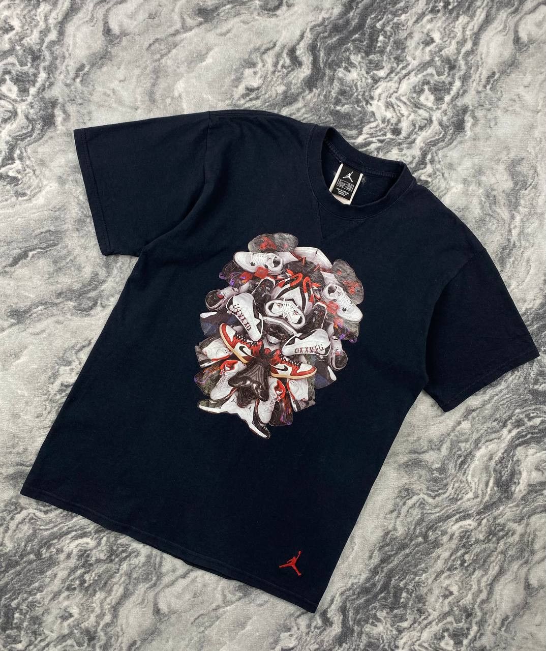 Nike Vintage Nike Air Jordan 00s Big Logo Men Size M Black Size US M / EU 48-50 / 2 - 1 Thumbnail
