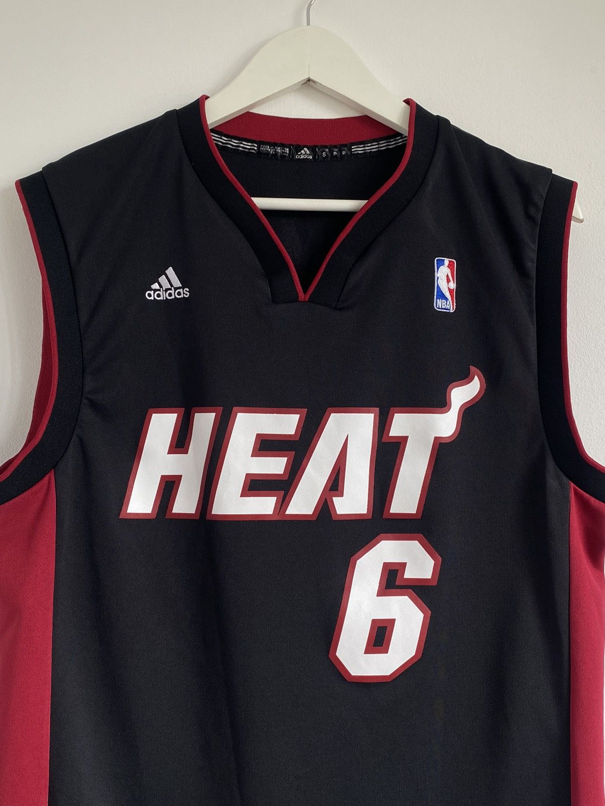 NBA LeBron James Miami Heat Adidas NBA Jersey Size US S / EU 44-46 / 1 - 4 Thumbnail