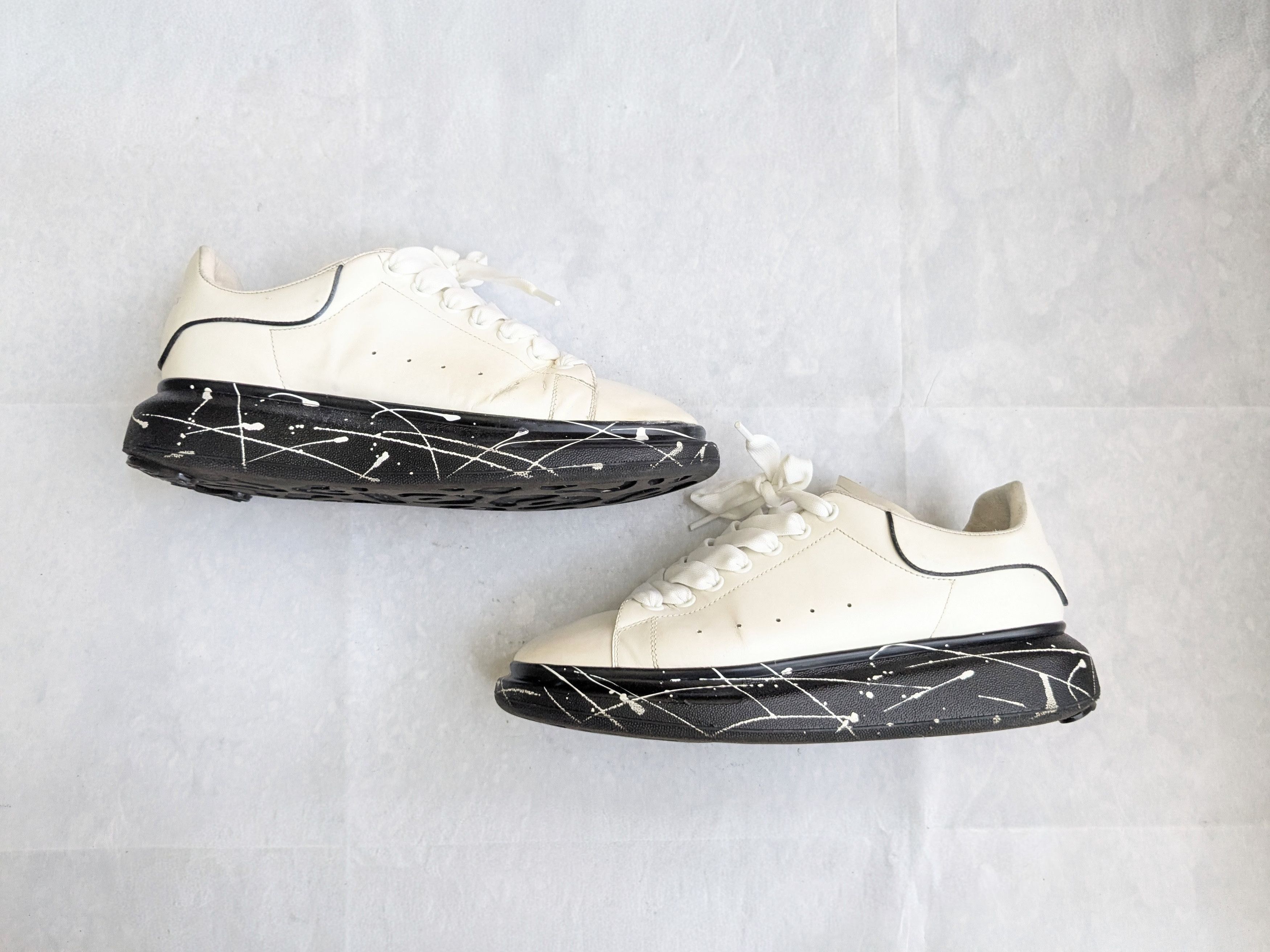 Alexander McQueen alexander mcqueen oversized sneaker Larry White 11 44 Size US 11 / EU 44 - 1 Thumbnail