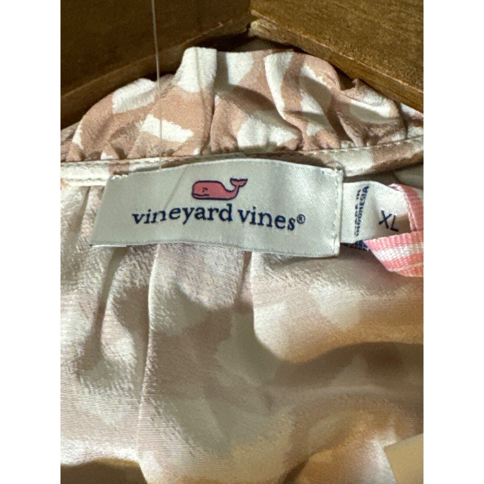 Vineyard Vines Vineyard Vines Shirt XL New Ruffle Top Animal Geo Print Size XL / US 12-14 / IT 48-50 - 5 Thumbnail