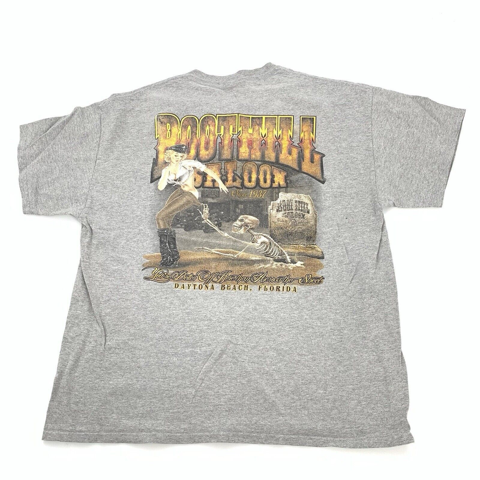 Gildan × Vintage Vintage Boothill Saloon Pin Up Girl Short Sleeve T-Shirt Size US XL / EU 56 / 4 - 2 Thumbnail