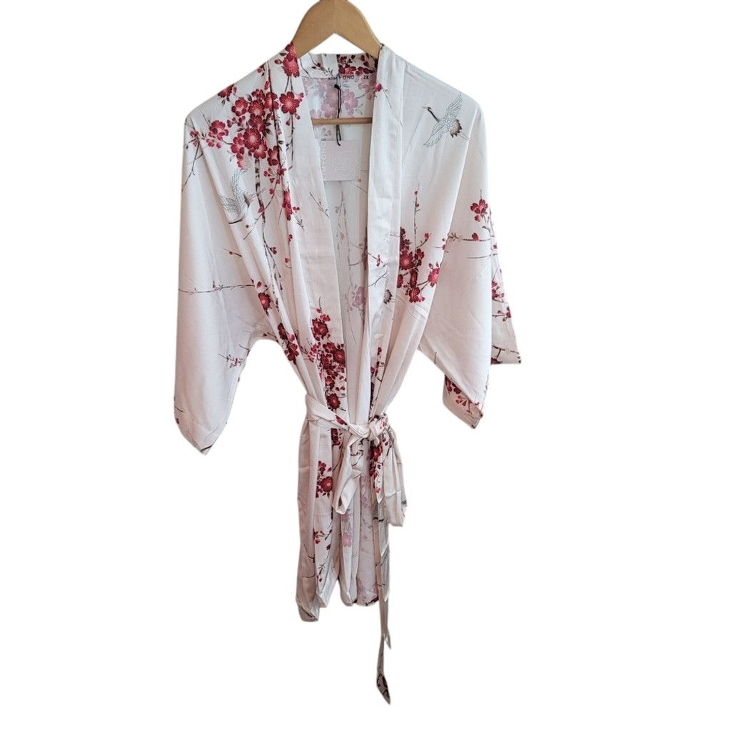 Other NWT Cherry Blossom & Crane Short Kimono Robe (Plus Size) Size ONE SIZE - 4 Thumbnail