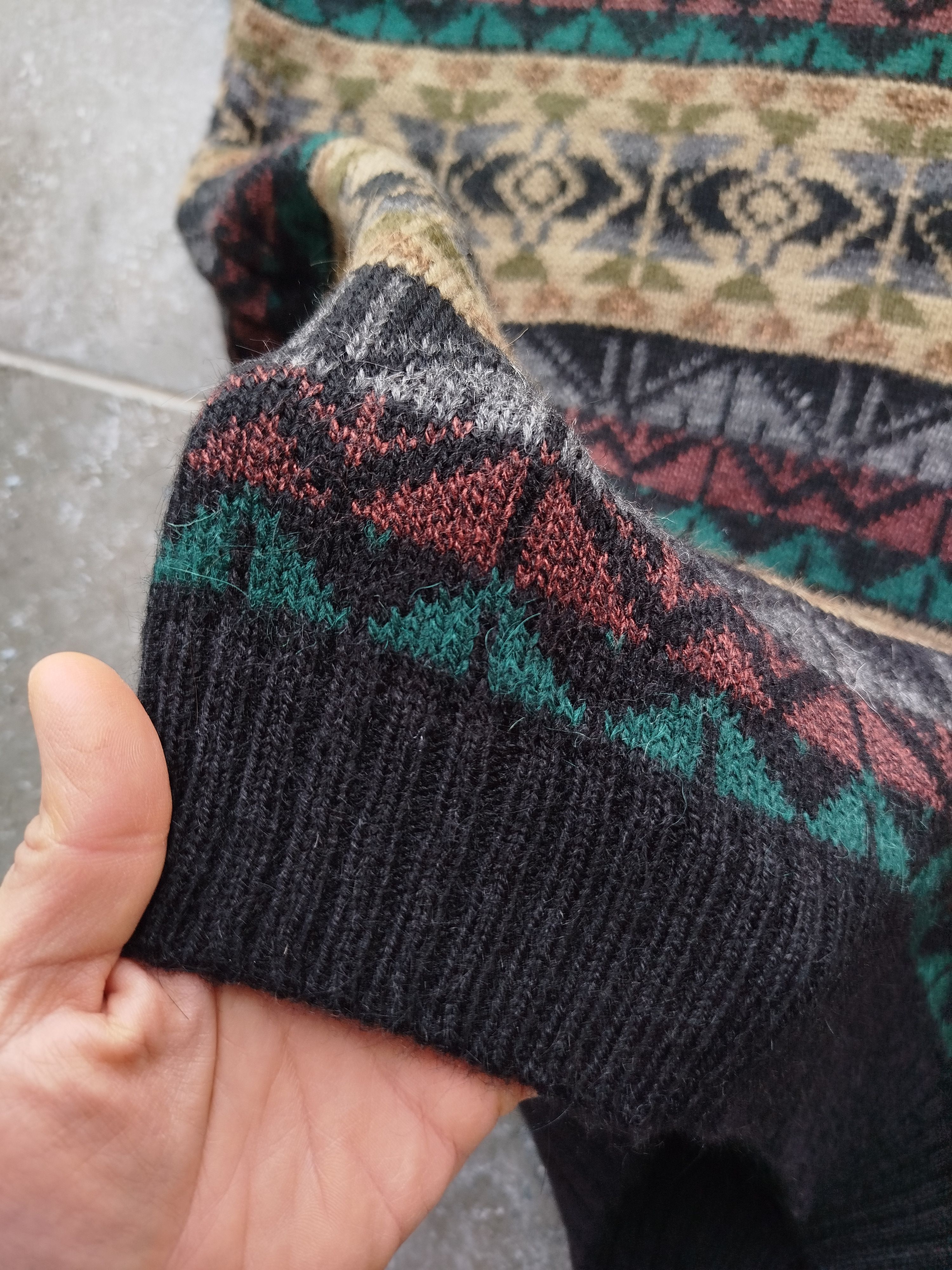 Vintage Peru Sweater Jumper Alpaca Knitted Crew Neck Ethnic Unisex Size US L / EU 52-54 / 3 - 6 Thumbnail