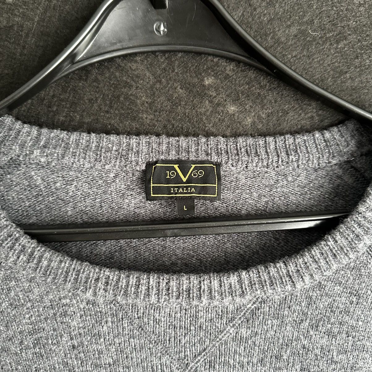 Versace Versace 19V69 Sweater With Rhinestones Size L / US 10 / IT 46 - 5 Thumbnail