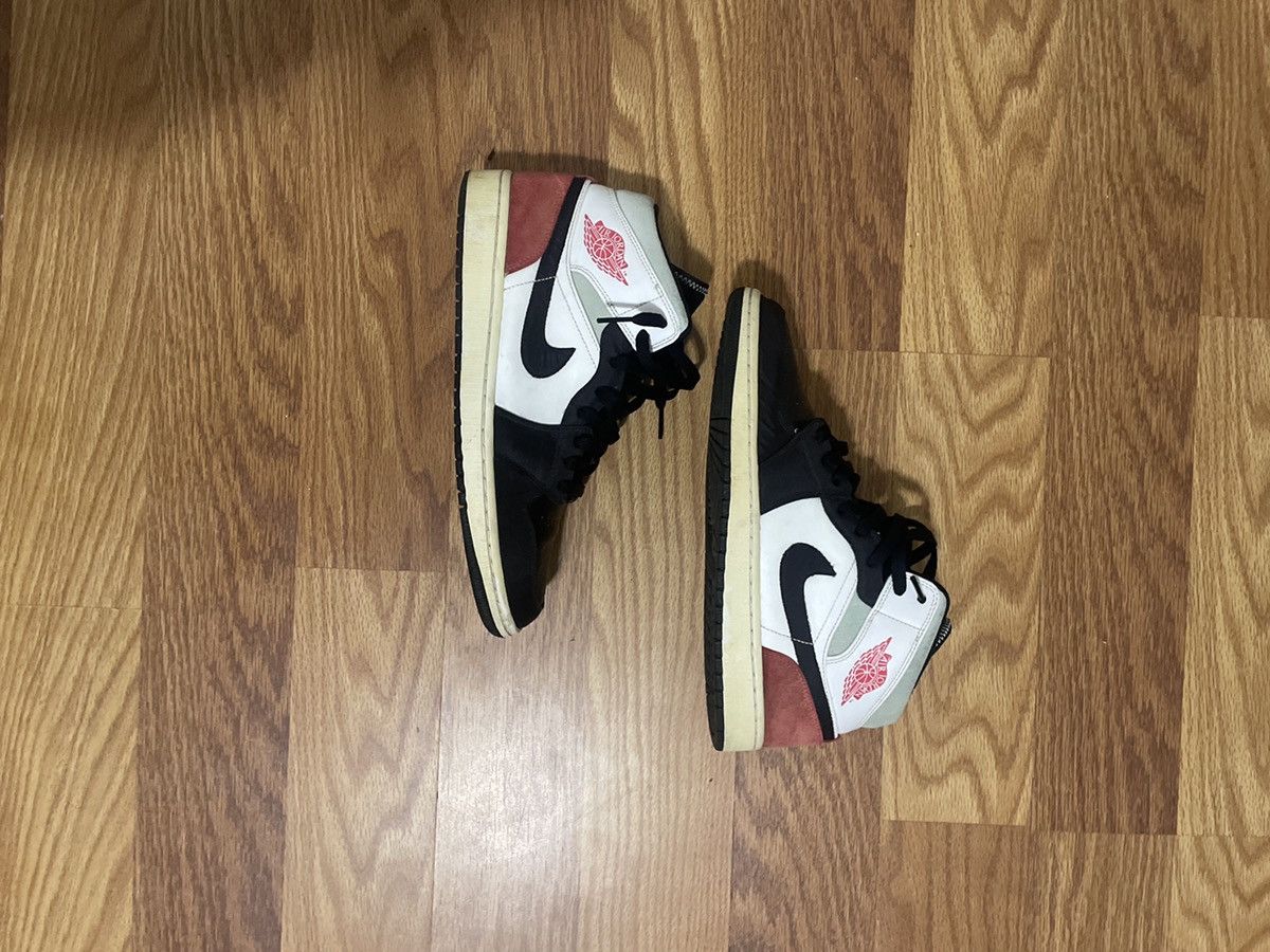 Jordan Brand × Nike Vintage custom jordan 1 mids Size US 10.5 / EU 43-44 - 4 Thumbnail