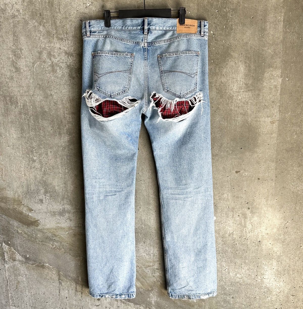 Balenciaga SS21 Distressed Boxer Denim Size US 34 / EU 50 - 3 Thumbnail