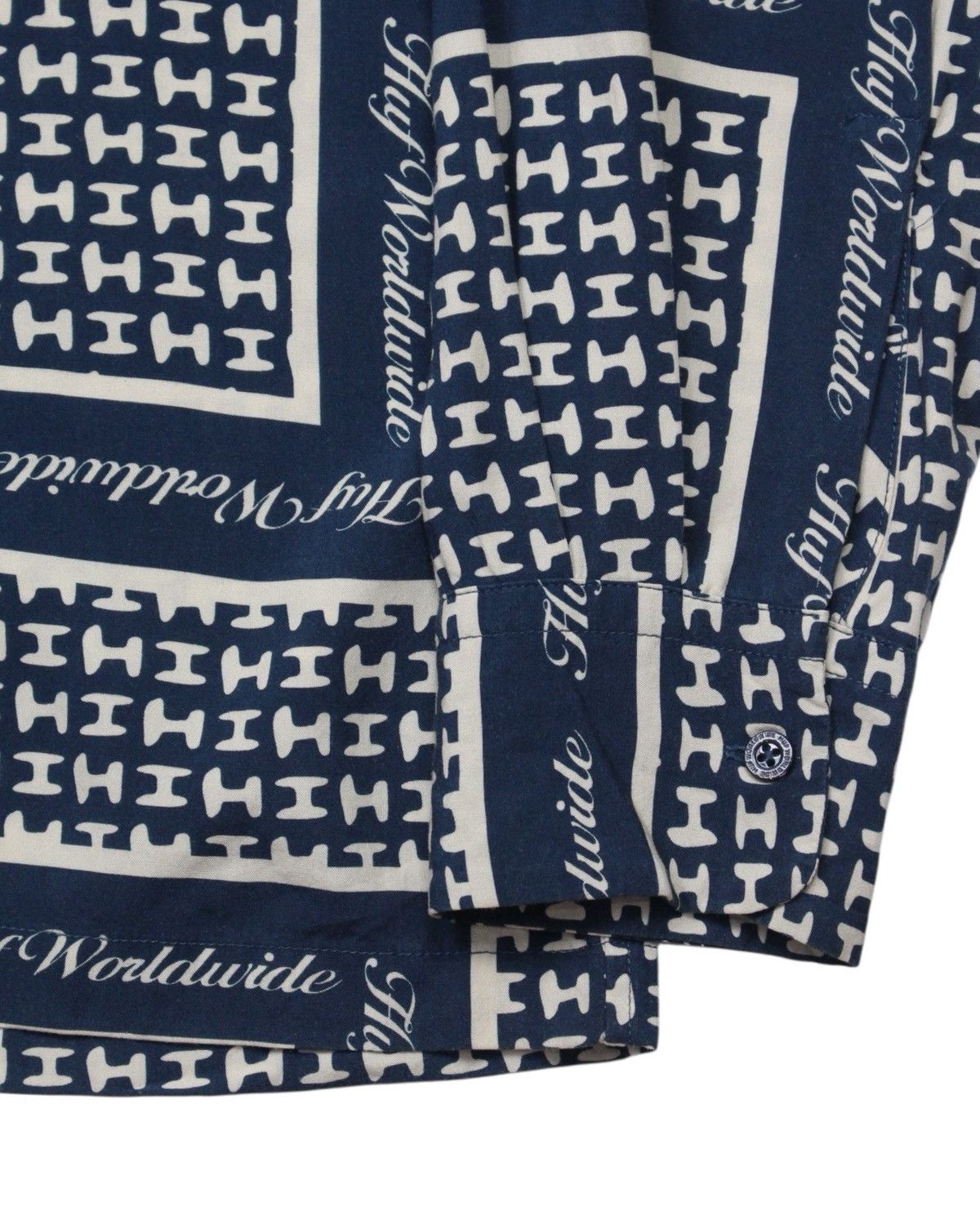 Huf FW2022 HUF WORLDWIDE SCARF LS RESORT RAYON SHIRT Size US M / EU 48-50 / 2 - 4 Thumbnail
