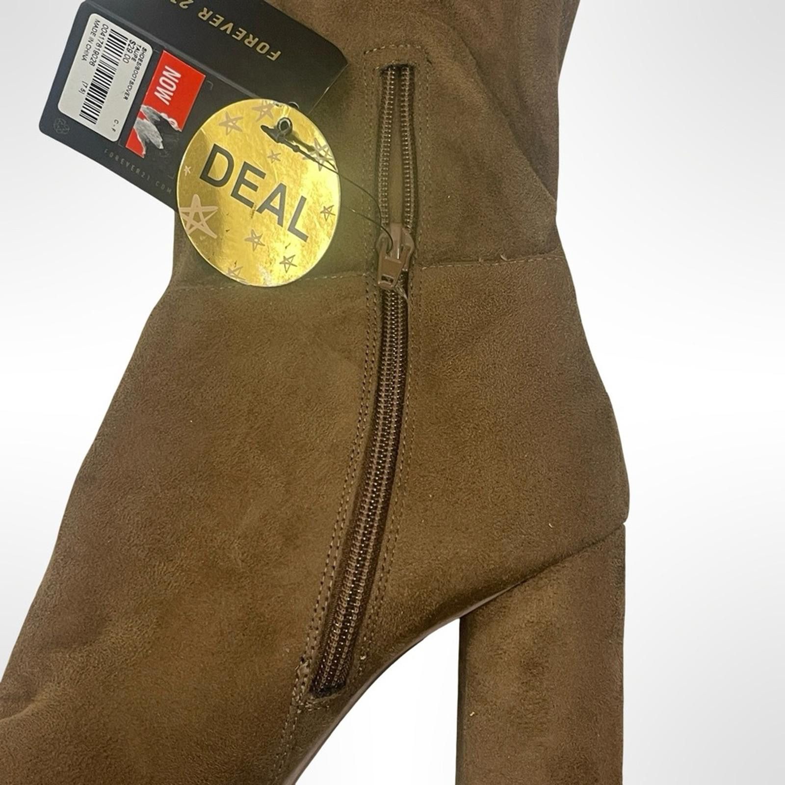 Forever 21 Brown Knee-High Women's Boots size 7.5 NWT Size US 7.5 / IT 37.5 - 2 Thumbnail