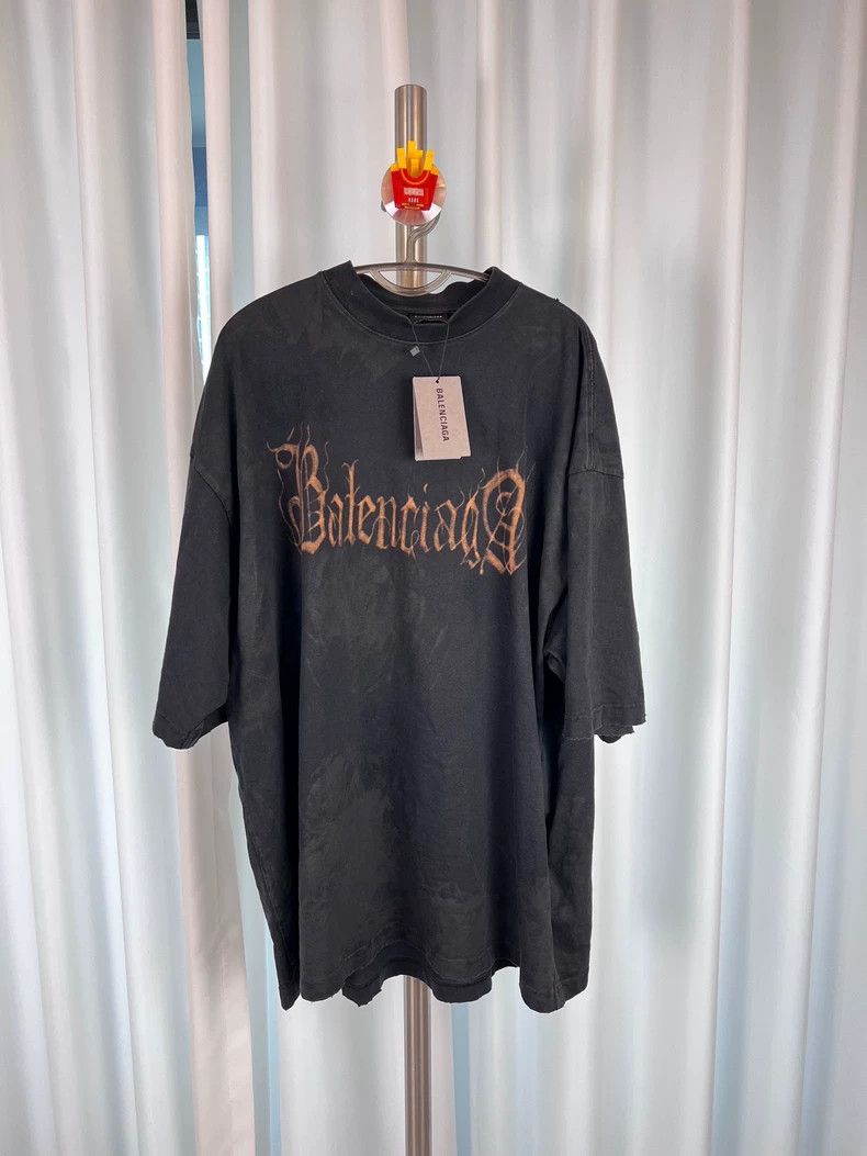 Balenciaga Balenciaga 23SS Distressed Slogan Short Sleeve - dmc Size US M / EU 48-50 / 2 - 1 Thumbnail