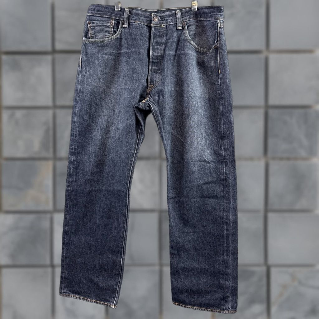 Levi's Levi's 501 Jeans Mens 36x30 Black Denim Button Fly Dark Faded Work Office Pants Straight Modern 5-Pocket Mens Regular Size Size US 36 / EU 52 - 1 Thumbnail