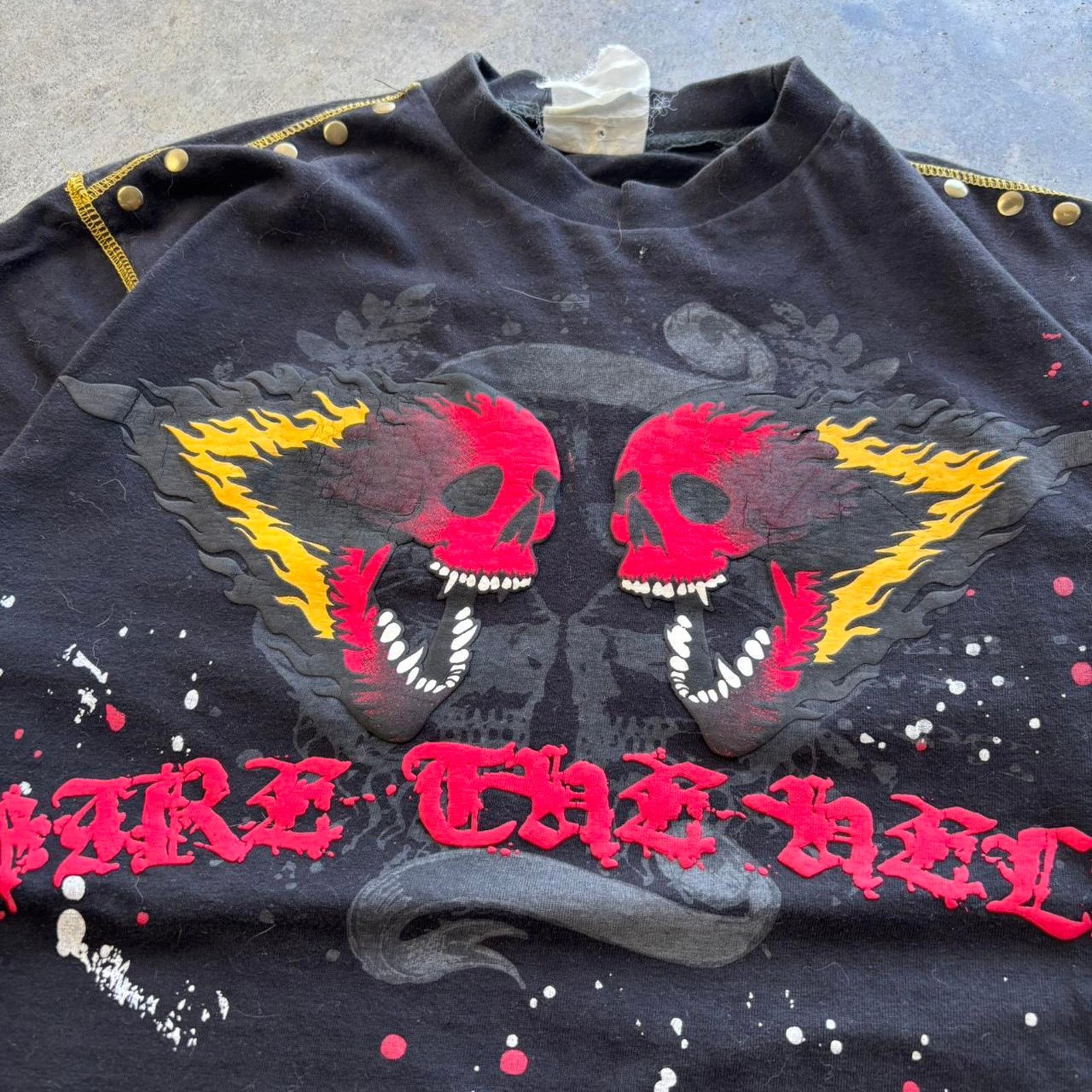 Affliction × Southpole × Vintage Y2K Affliction style studded skull T-shirt Size US M / EU 48-50 / 2 - 2 Thumbnail