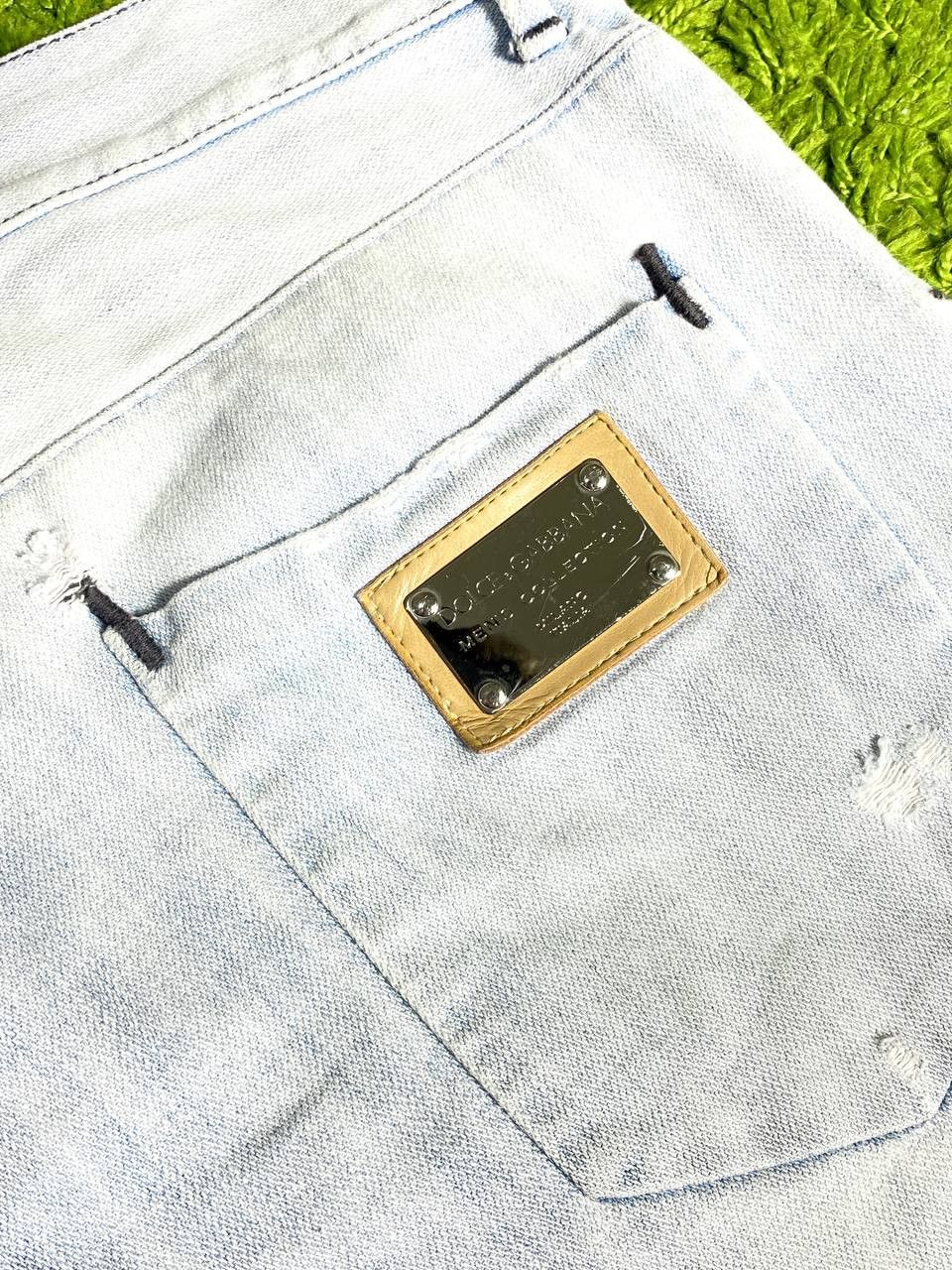 Dolce & Gabbana Dolce & Gabbana Logo Washed Distressed Bleached Jeans Denim Size US 34 / EU 50 - 7 Thumbnail