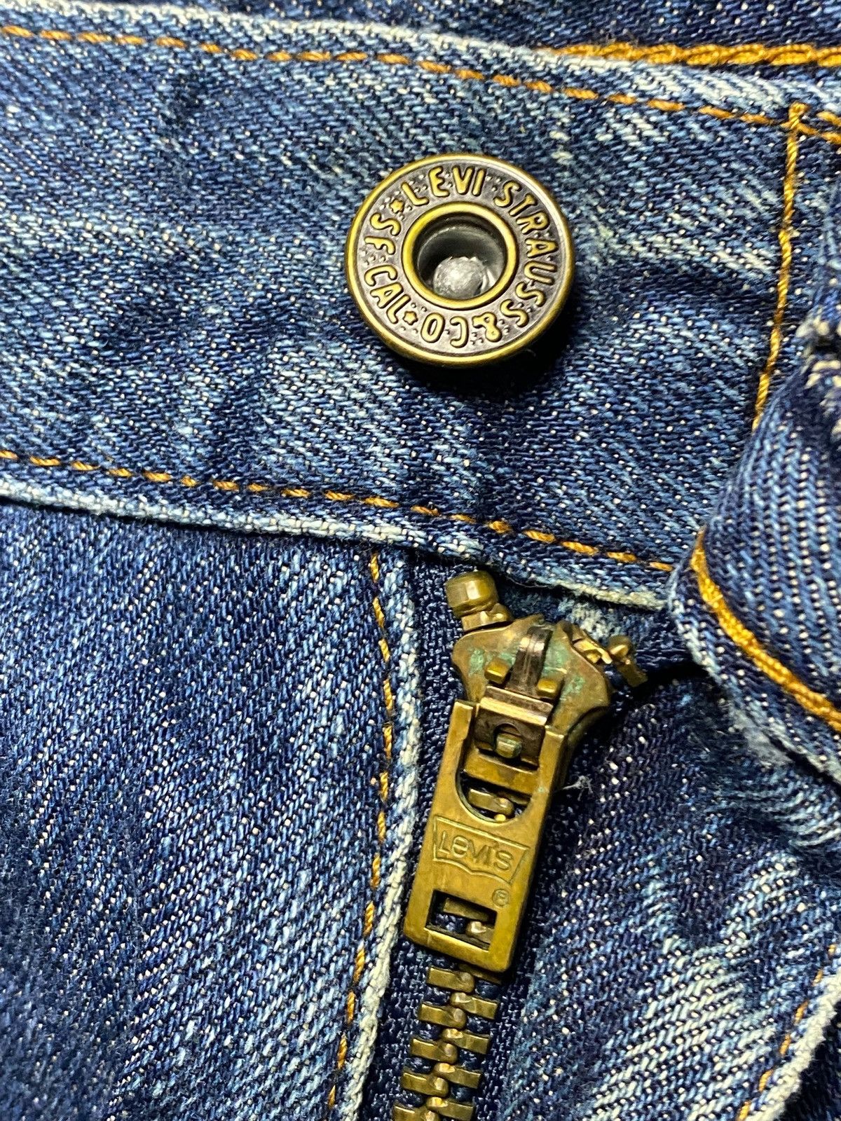 Levi's Vintage Clothing Vintage Levis 502 Mud Wash Ripped Loose Jeans Size US 30 / EU 46 - 11 Thumbnail