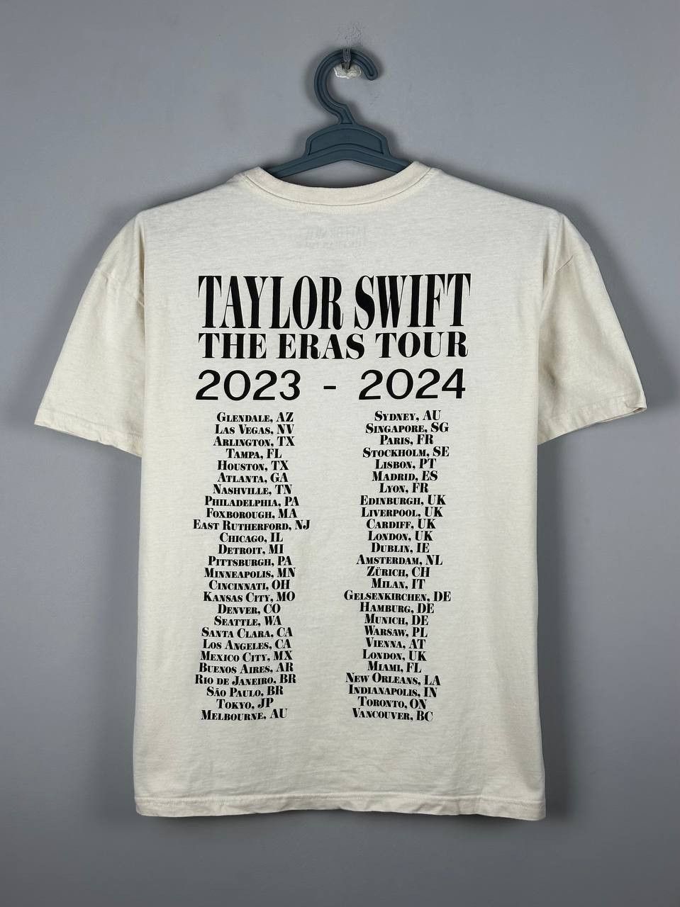 Band Tees Taylor Swift The Eras Tour Rare Printed T Shirt Size XS / US 0-2 / IT 36-38 - 9 Thumbnail
