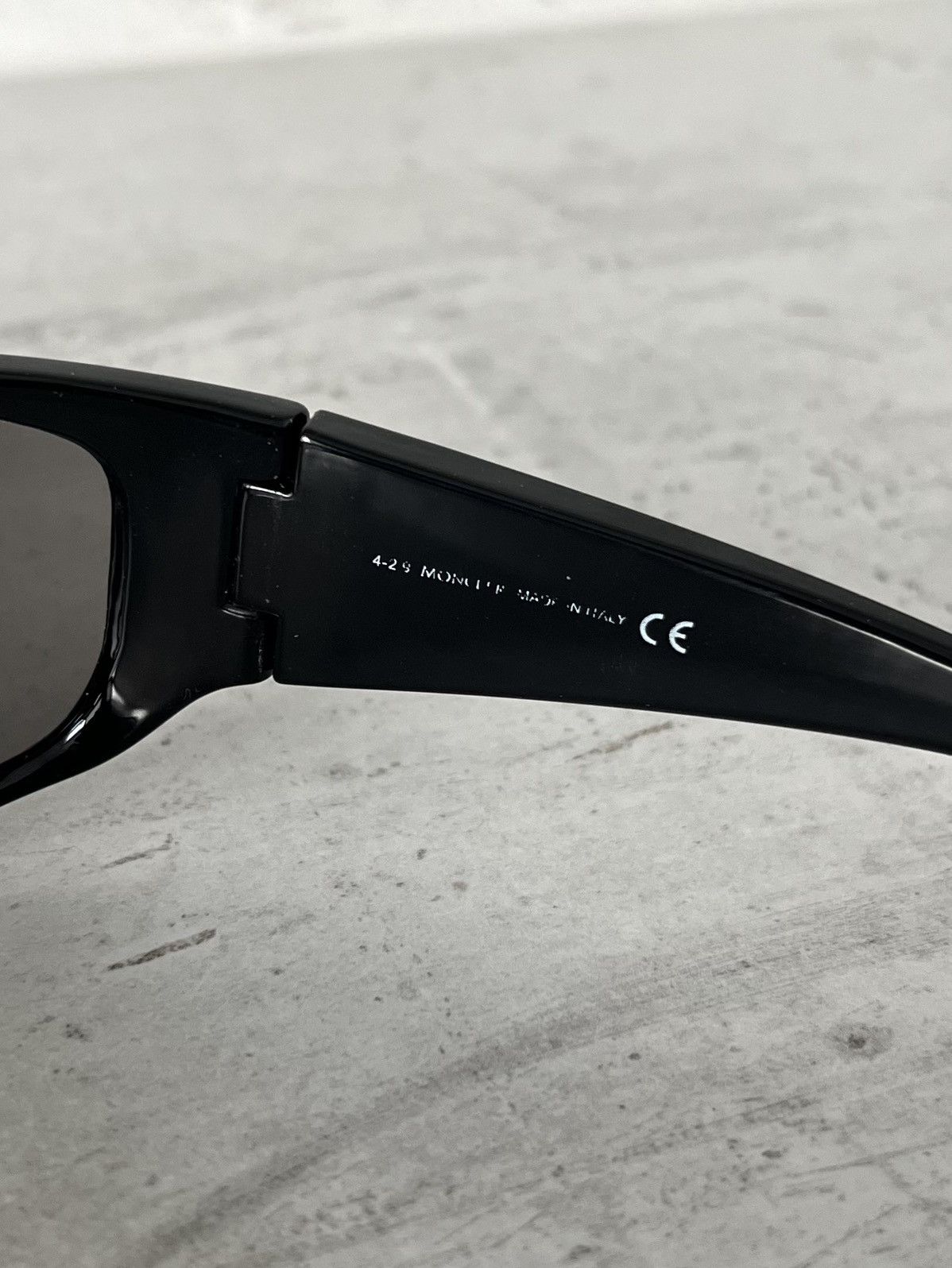 1017 ALYX 9SM × Moncler 1017 ALYX 9SM x Moncler Sunglasses Size ONE SIZE - 5 Thumbnail