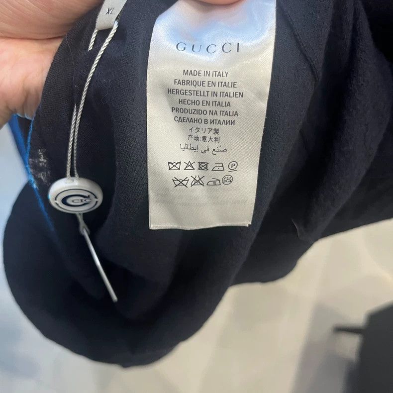 Gucci Gucci Little bee embroidered v-neck sweater 2503-Nextarrow Size US XL / EU 56 / 4 - 3 Thumbnail