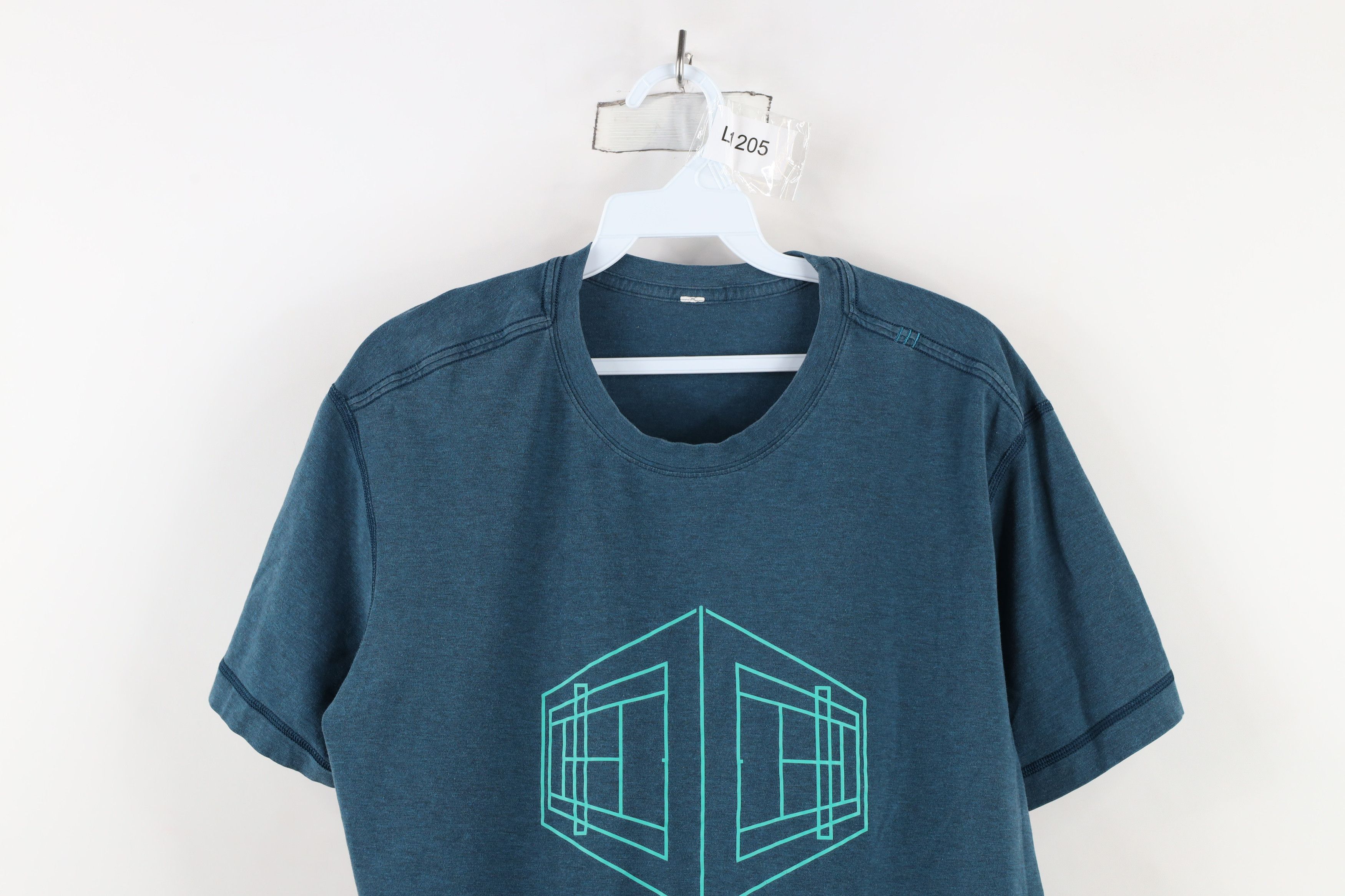 Lululemon × Vintage Lululemon Architect House Geometric Running Gym T-Shirt Teal Size US L / EU 52-54 / 3 - 2 Thumbnail
