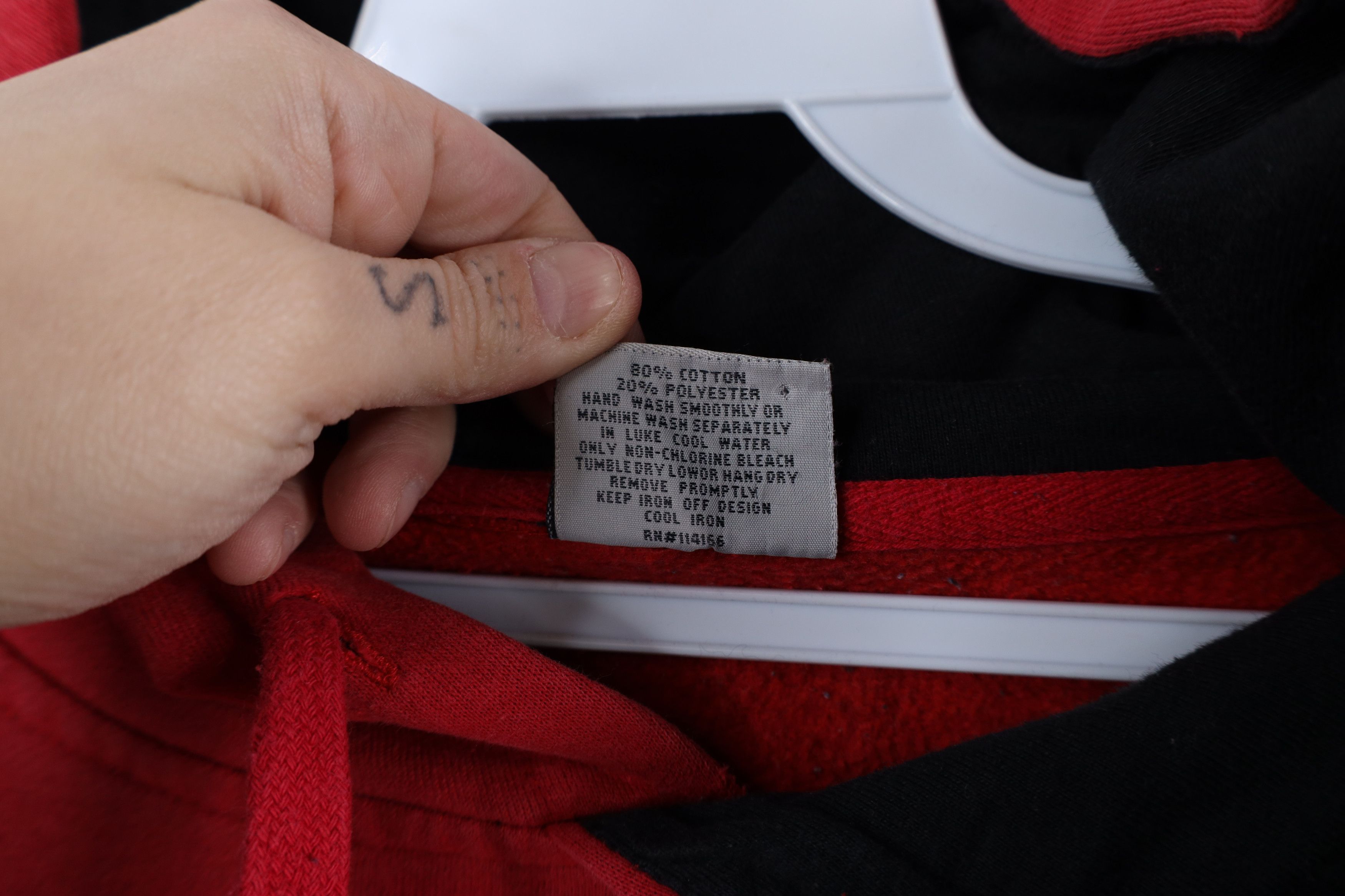 Vintage Vintage Spell Out Rutgers University Hoodie Sweatshirt Red Size US L / EU 52-54 / 3 - 6 Thumbnail