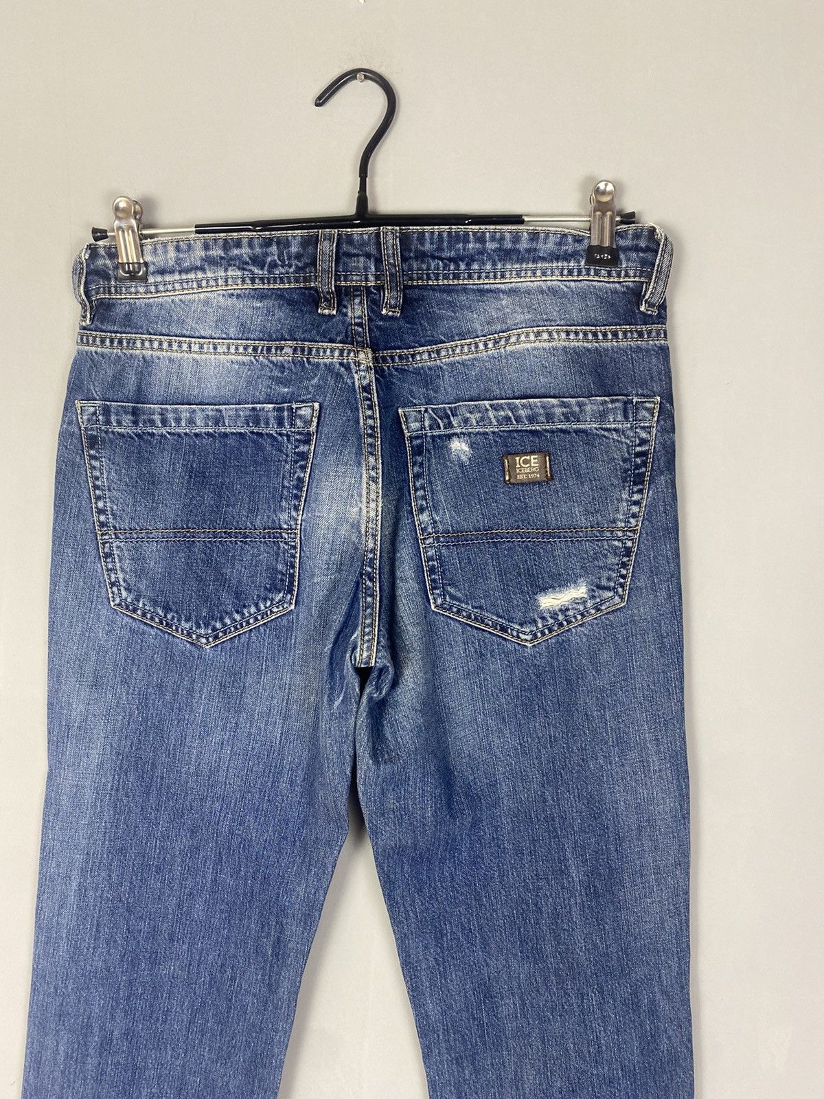 Iceberg × Vintage Vintage iceberg jeans Size US 28 / EU 44 - 2 Thumbnail