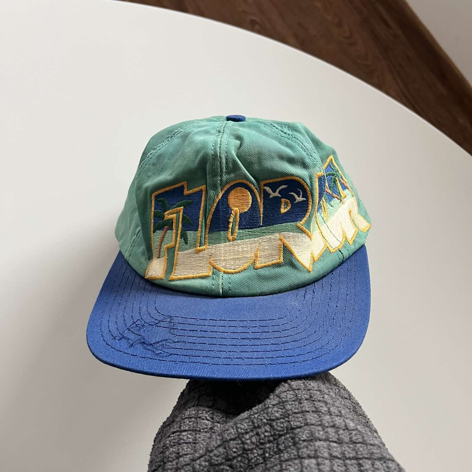 NFL × Vintage Florida Marlins vintage Cap Size 90s Size ONE SIZE - 1 Thumbnail