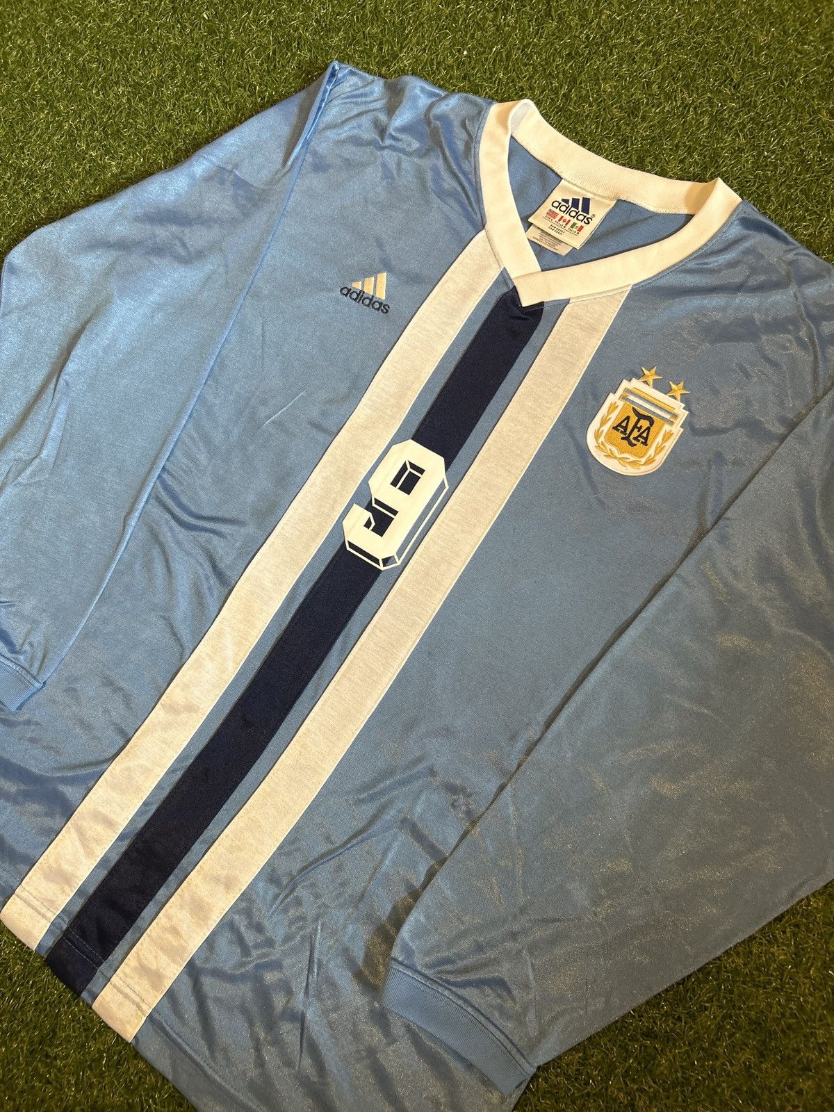 Adidas Argentina Batistuta Adidas Template Shirt Size US L / EU 52-54 / 3 - 4 Thumbnail