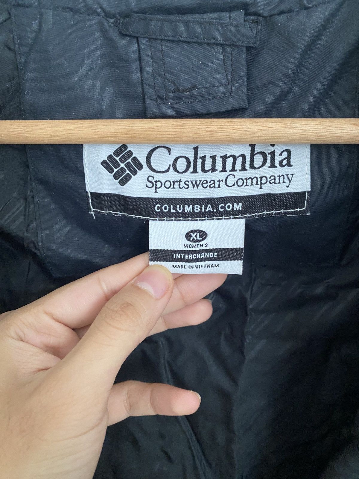 Columbia VINTAGE COLUMBIA JACKET PINK BLACK XL Size US XL / EU 56 / 4 - 4 Thumbnail