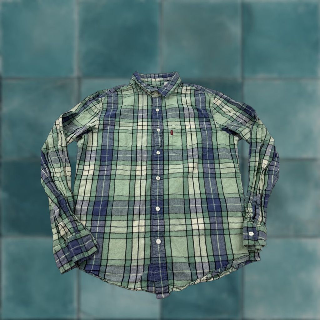 Levi's Levi's Shirt Mens Medium Green Blue Plaid Long Sleeve Button Front Standard Fit Size US M / EU 48-50 / 2 - 1 Thumbnail