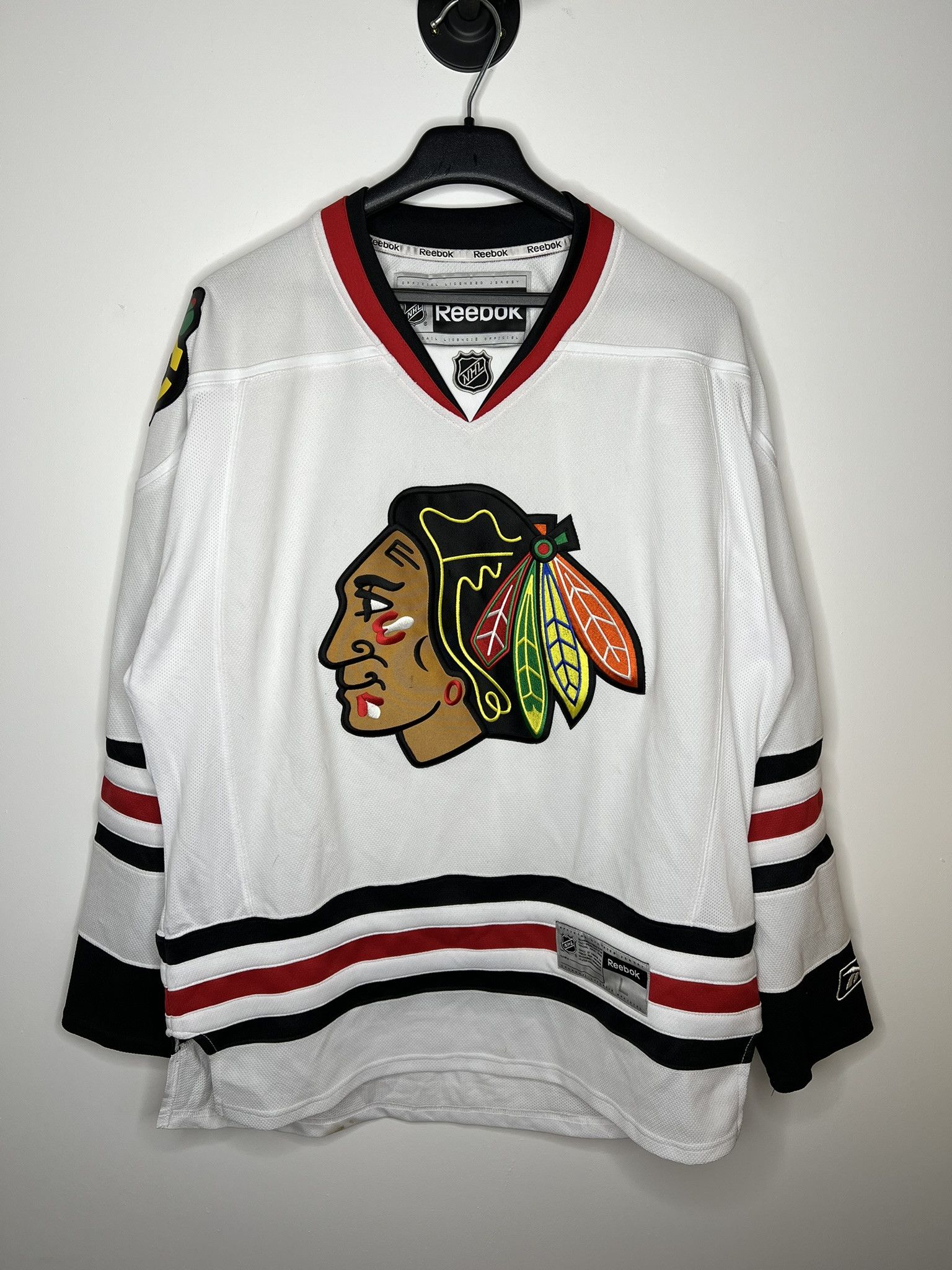 Reebok CHICAGO BLACKHAWKS 2010 AWAY NHL ICE HOCKEY JERSEY SHIRT Size US L / EU 52-54 / 3 - 1 Thumbnail