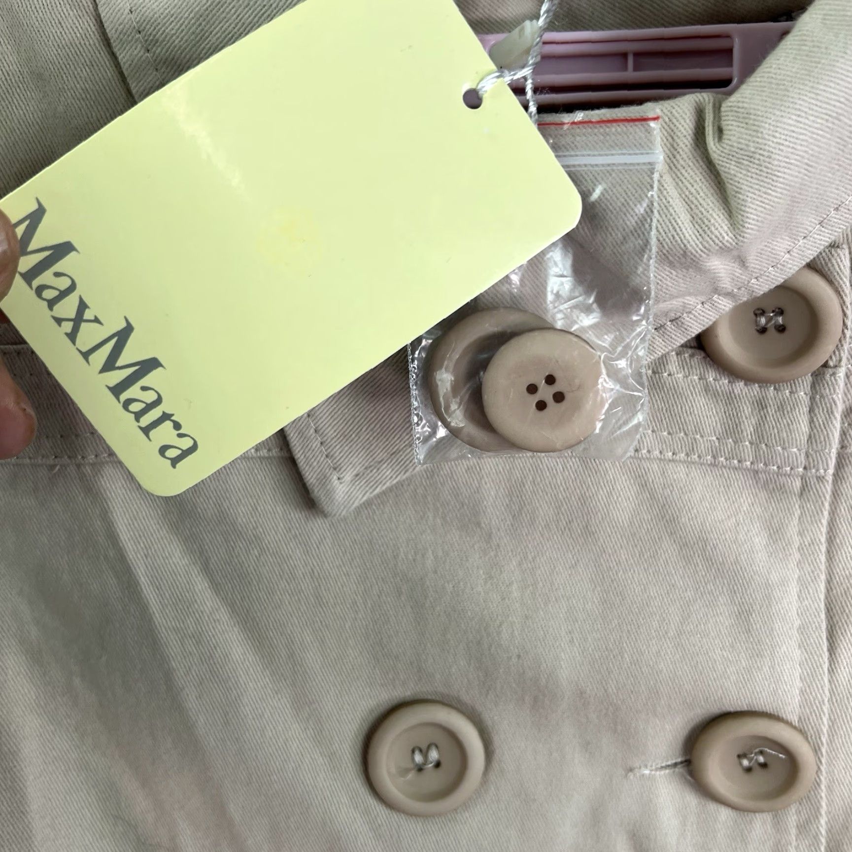 Max Mara VINTAGE Max Mara Trench Coat Womens S Beige Cotton Blend Long Sleeve Mid-Length Classic Designer Italy Size S / US 4 / IT 40 - 6 Thumbnail