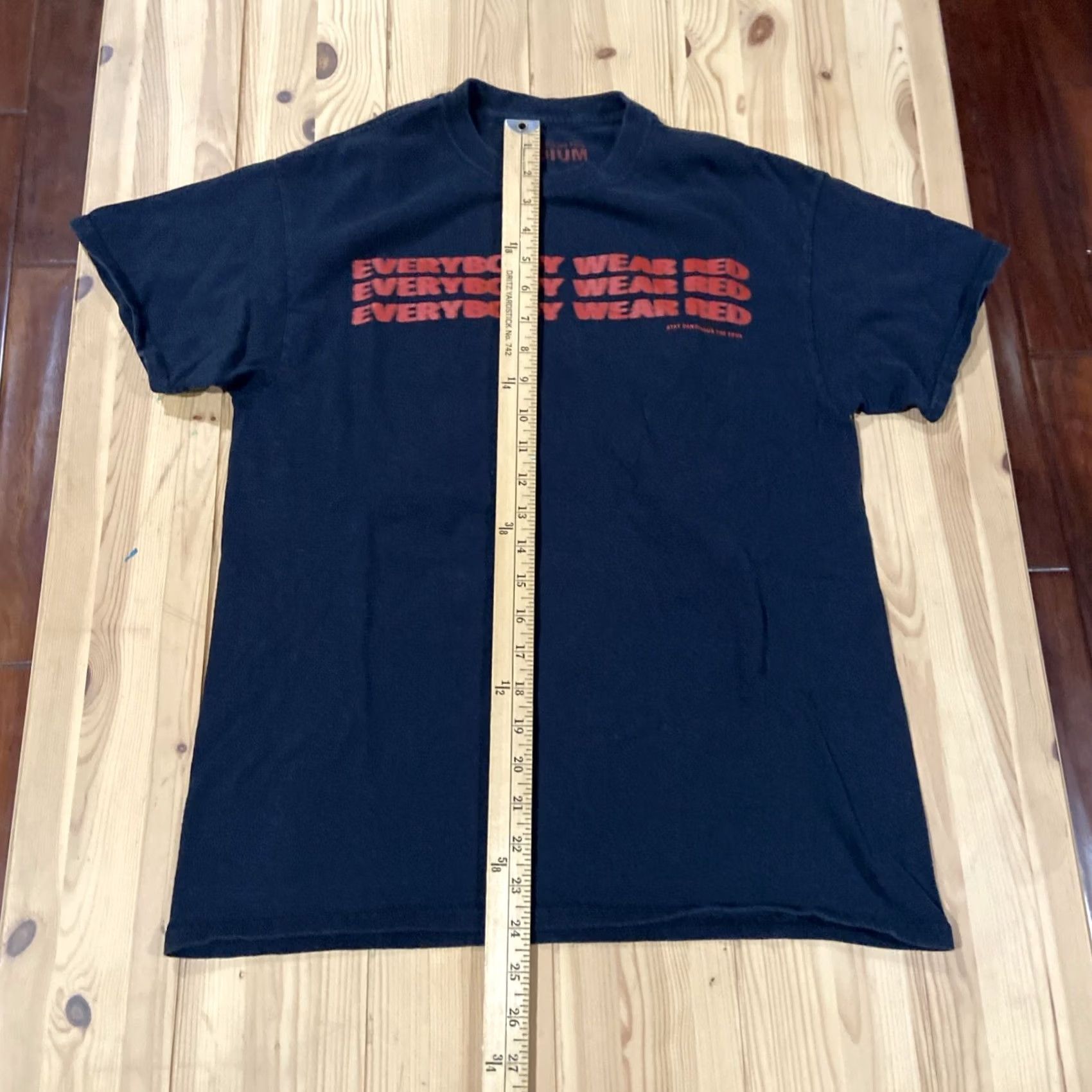 Vintage YG Stay Dangerous Tour Shirt M Rap Tee Band Hip Hop Graphic Print Black Cotton Alstyle T-Shirt Mens 2000s Concert Logo Short Sleeve Crew Neck Size US M / EU 48-50 / 2 - 5 Thumbnail