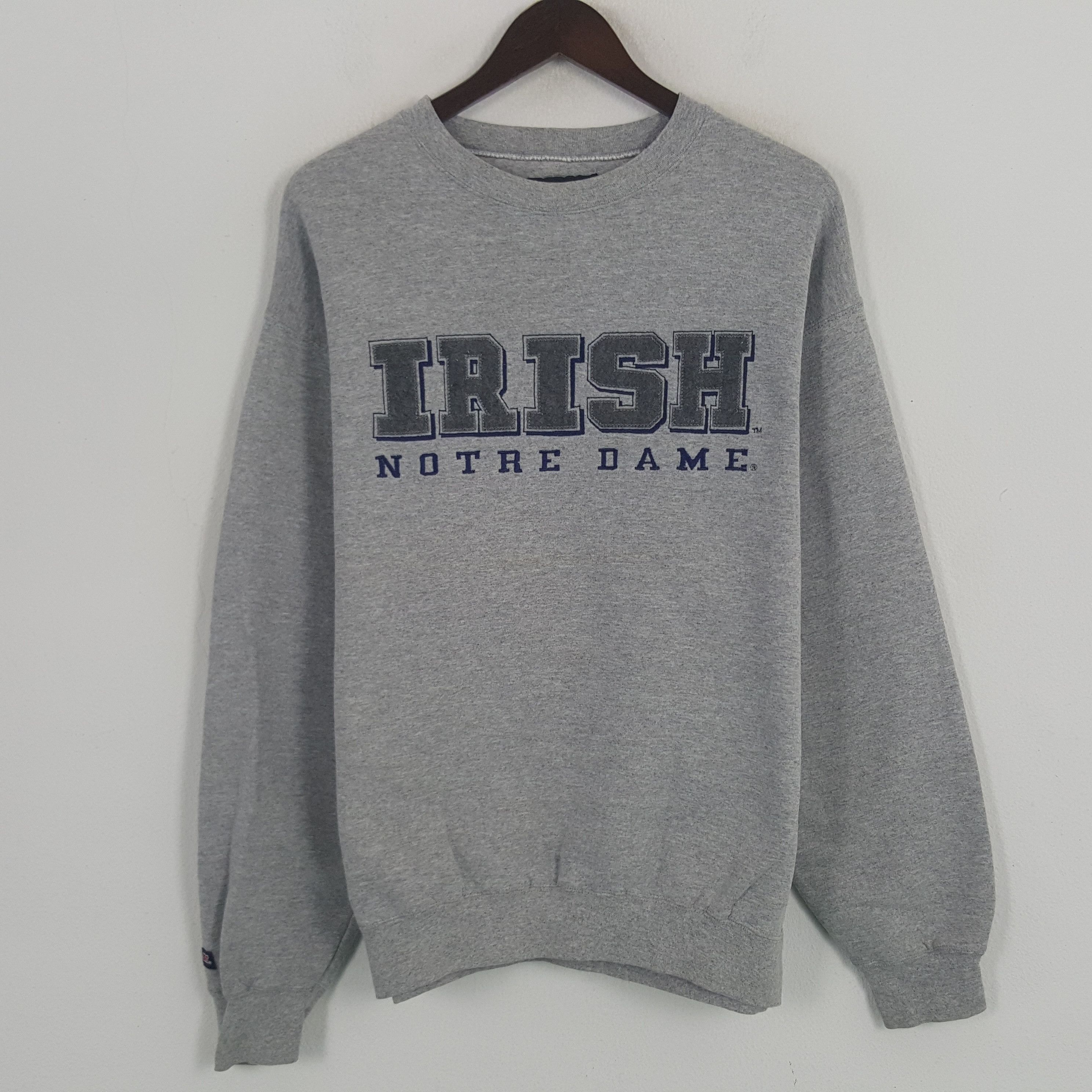 Jansport × Vintage Vintage Jansport Irish Notre Dame Sweatshirt Size US L / EU 52-54 / 3 - 1 Thumbnail