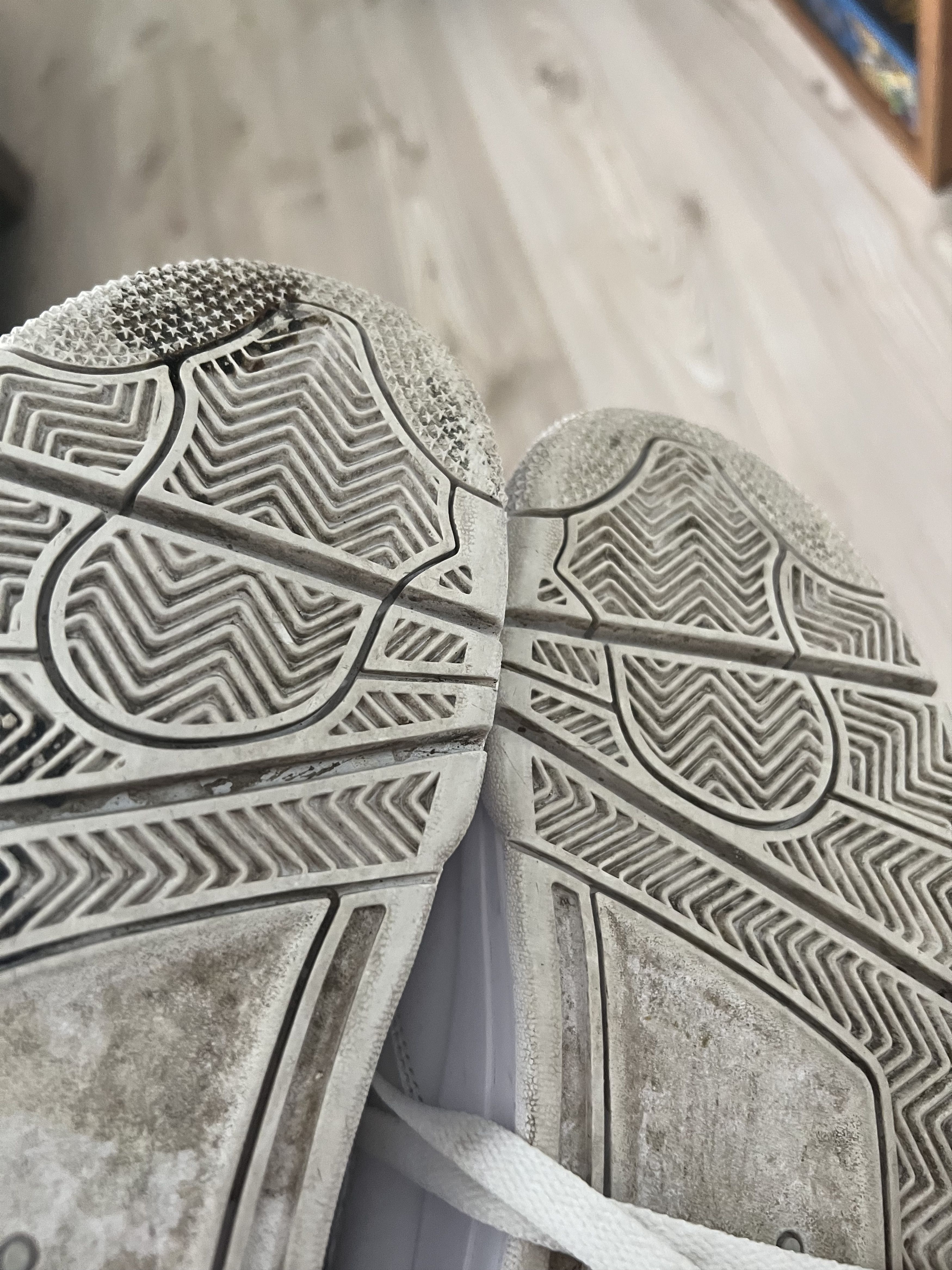 Nike Jordan 4 Pure Money Size US 9.5 / EU 42-43 - 5 Thumbnail